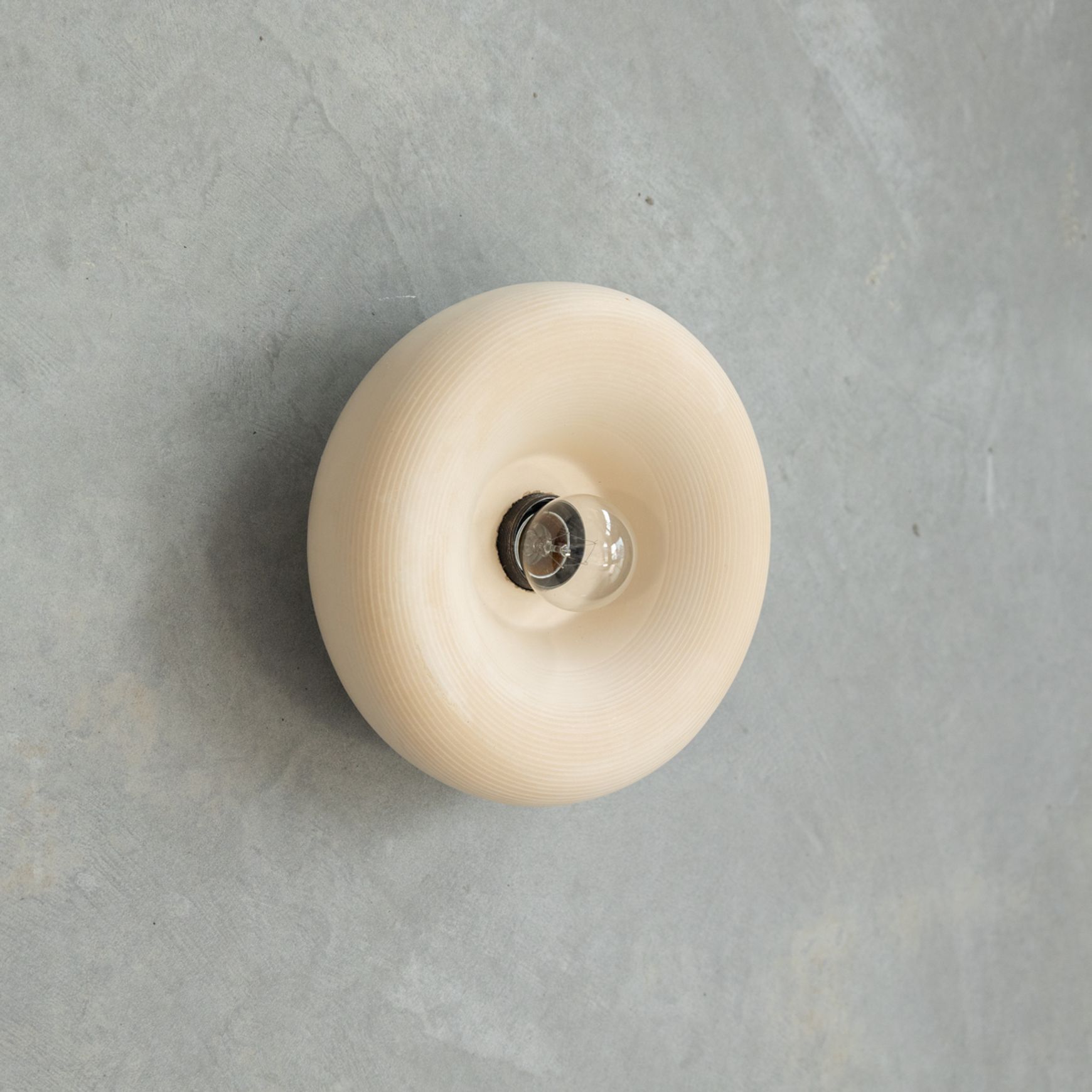 Mist Crete Wall Light
