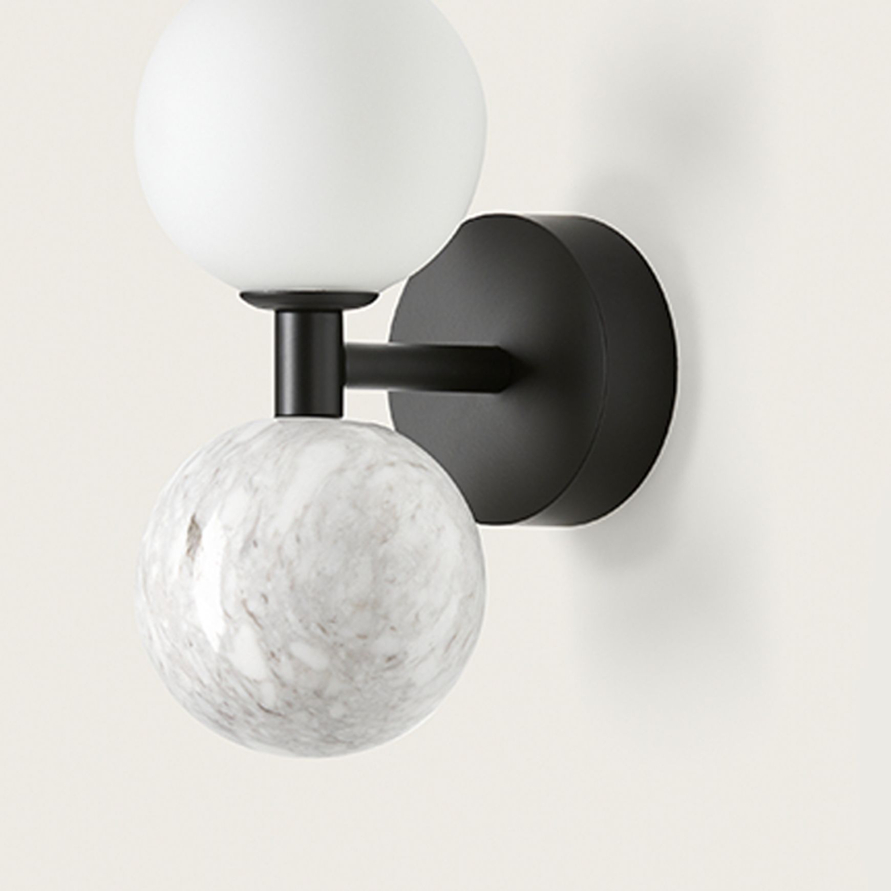 Dalt Wall Light