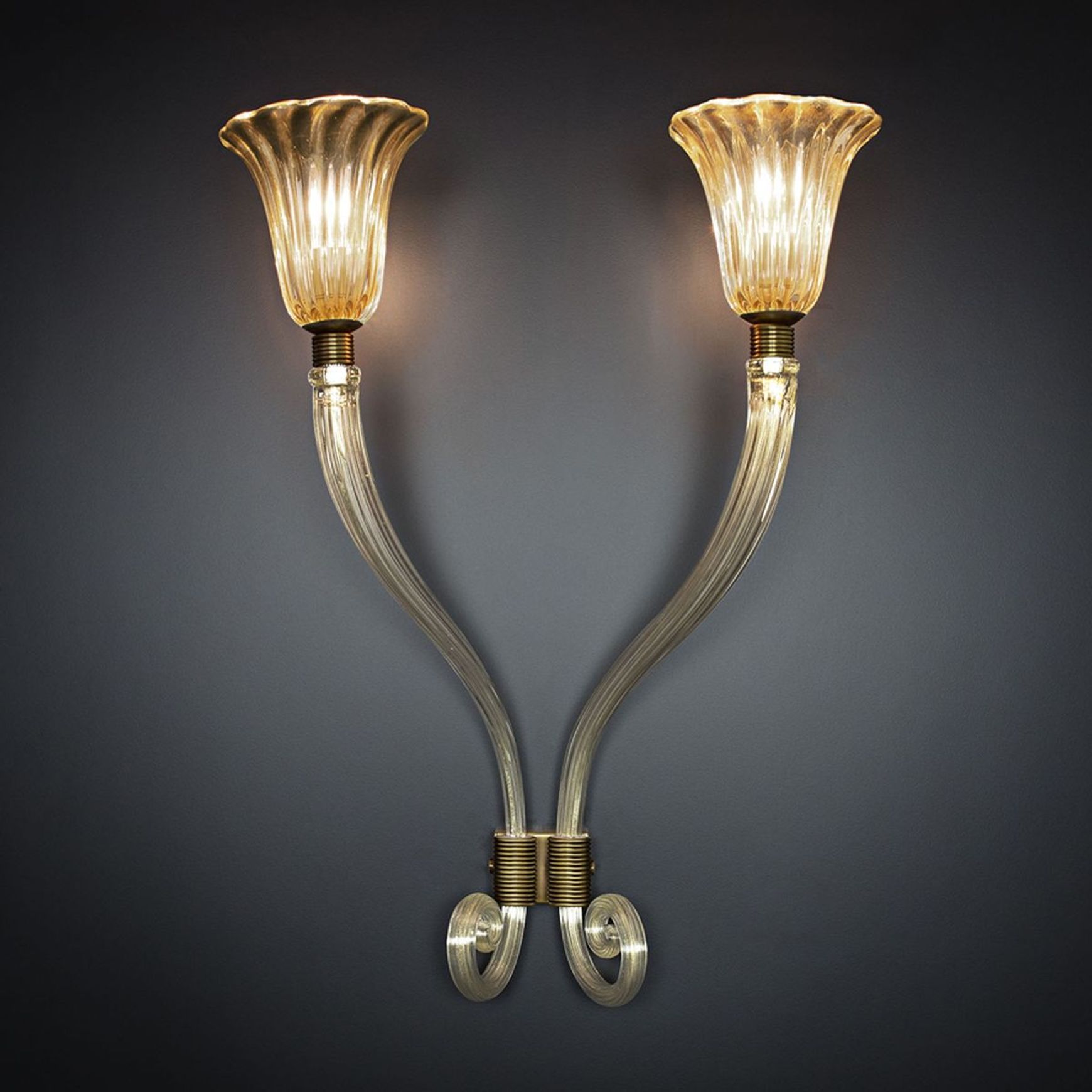 Liseron Wall Light