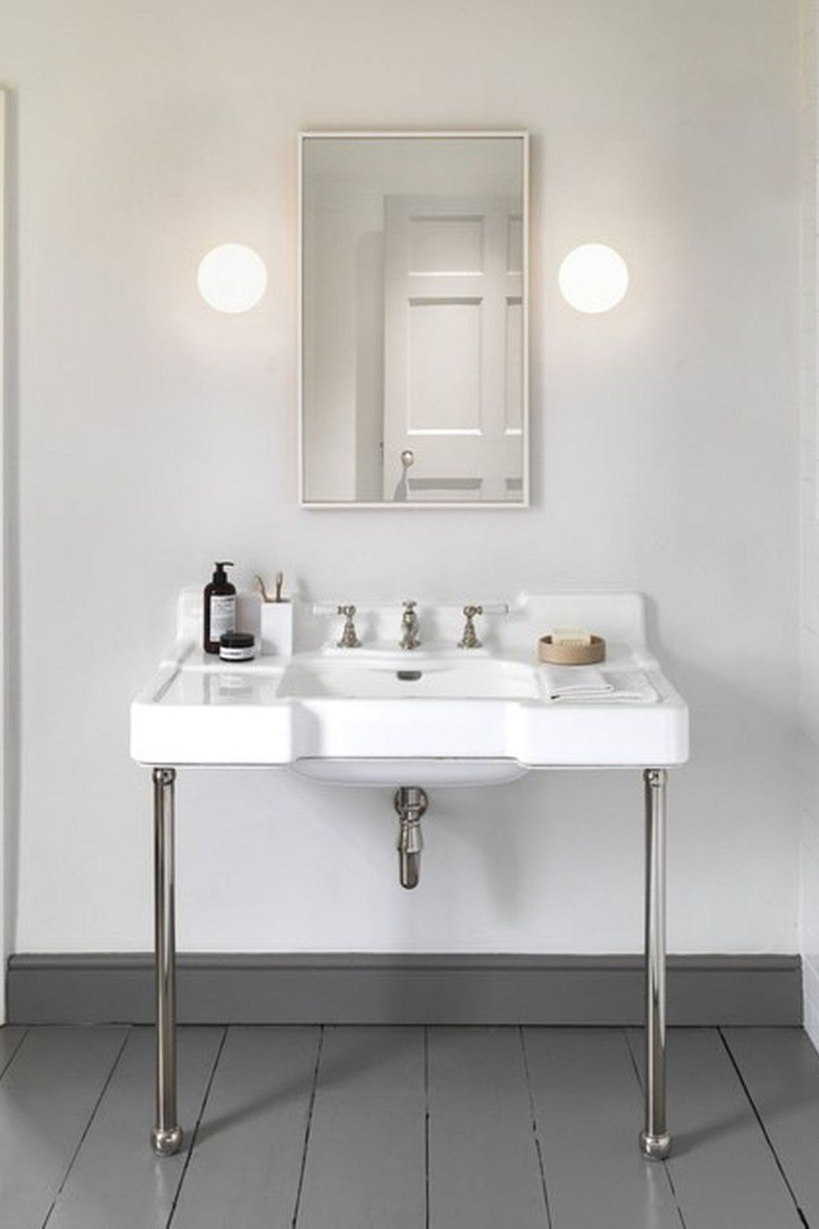 Zeppo Wall Light