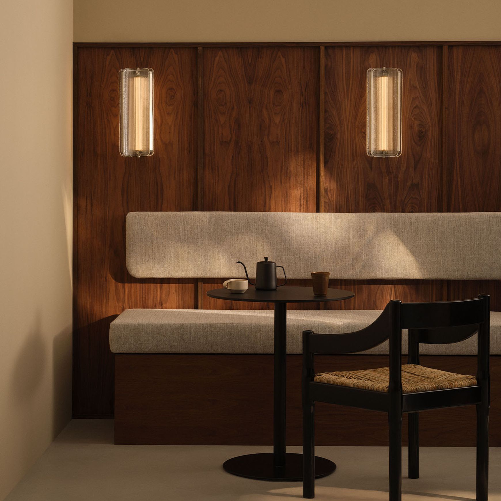 Apex Wall Light