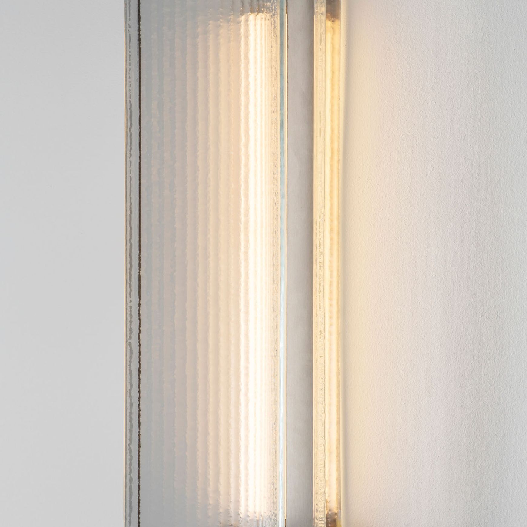 Apex Wall Light