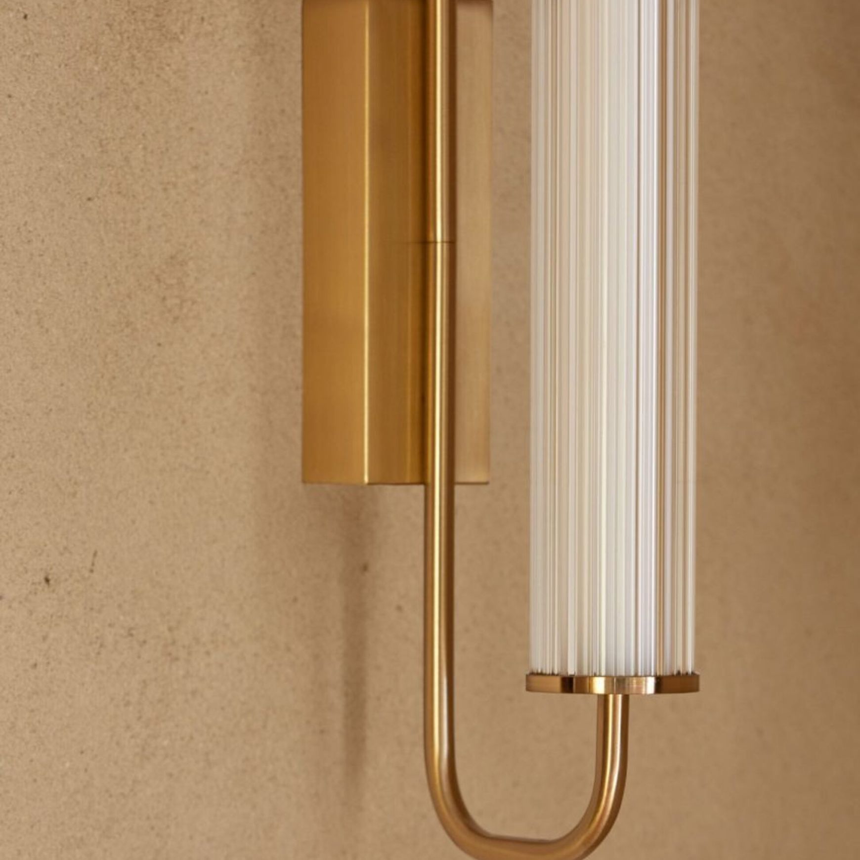 Ison Wall Light