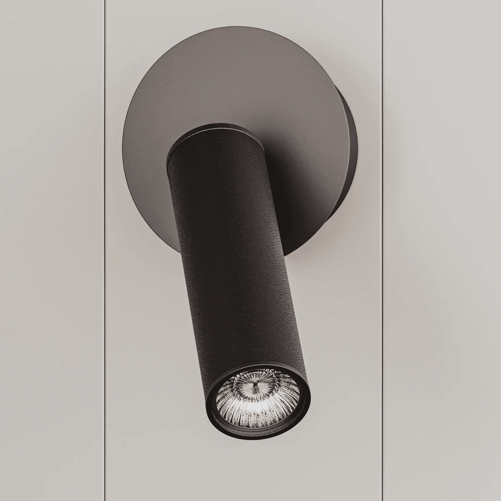 Tura Wall Light