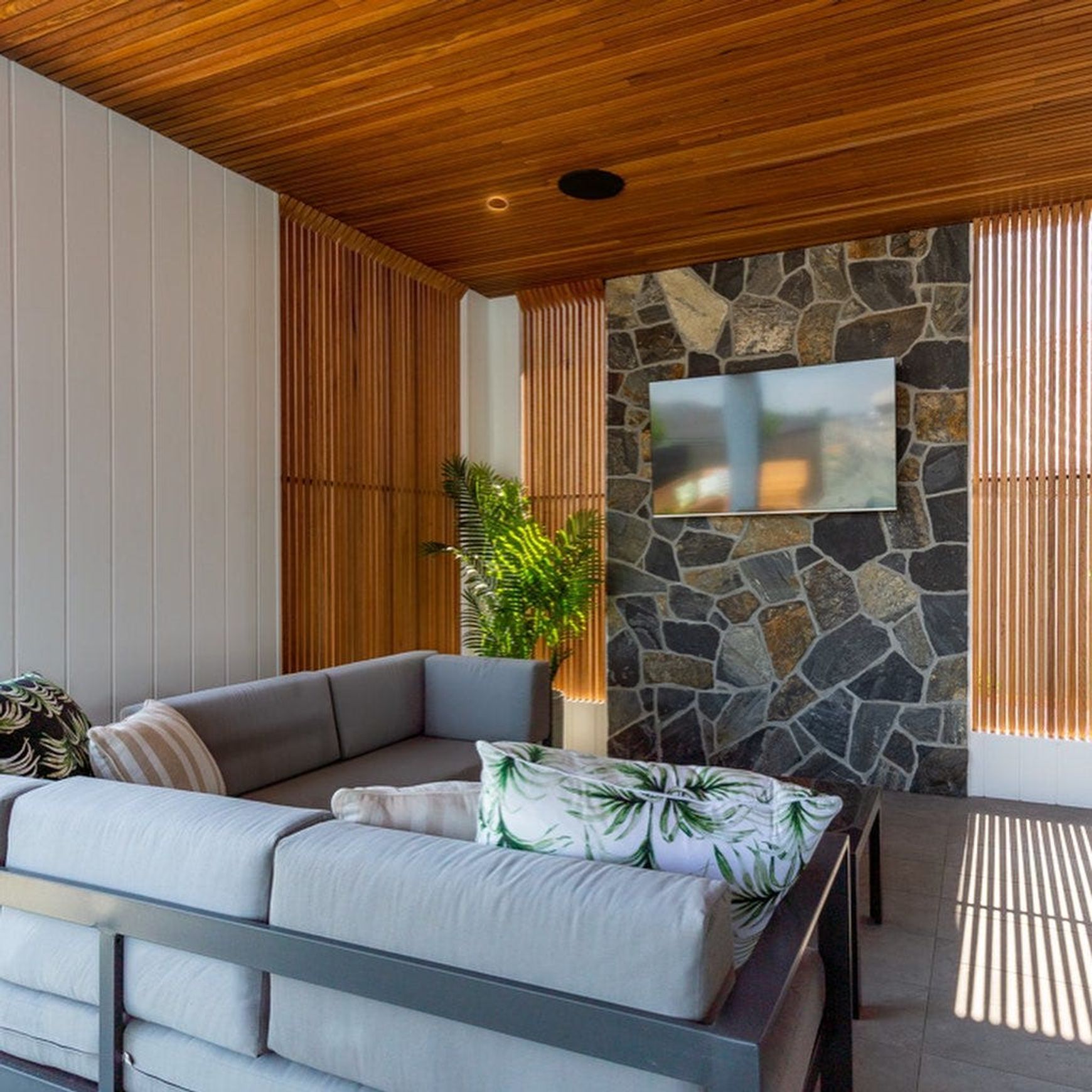 Natural | Stone Cladding