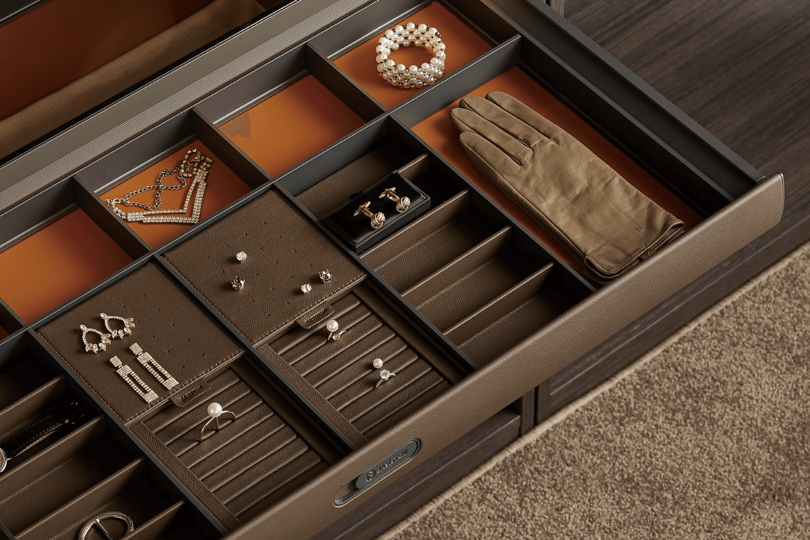 Basistem Lugano Multi Purpose Storage