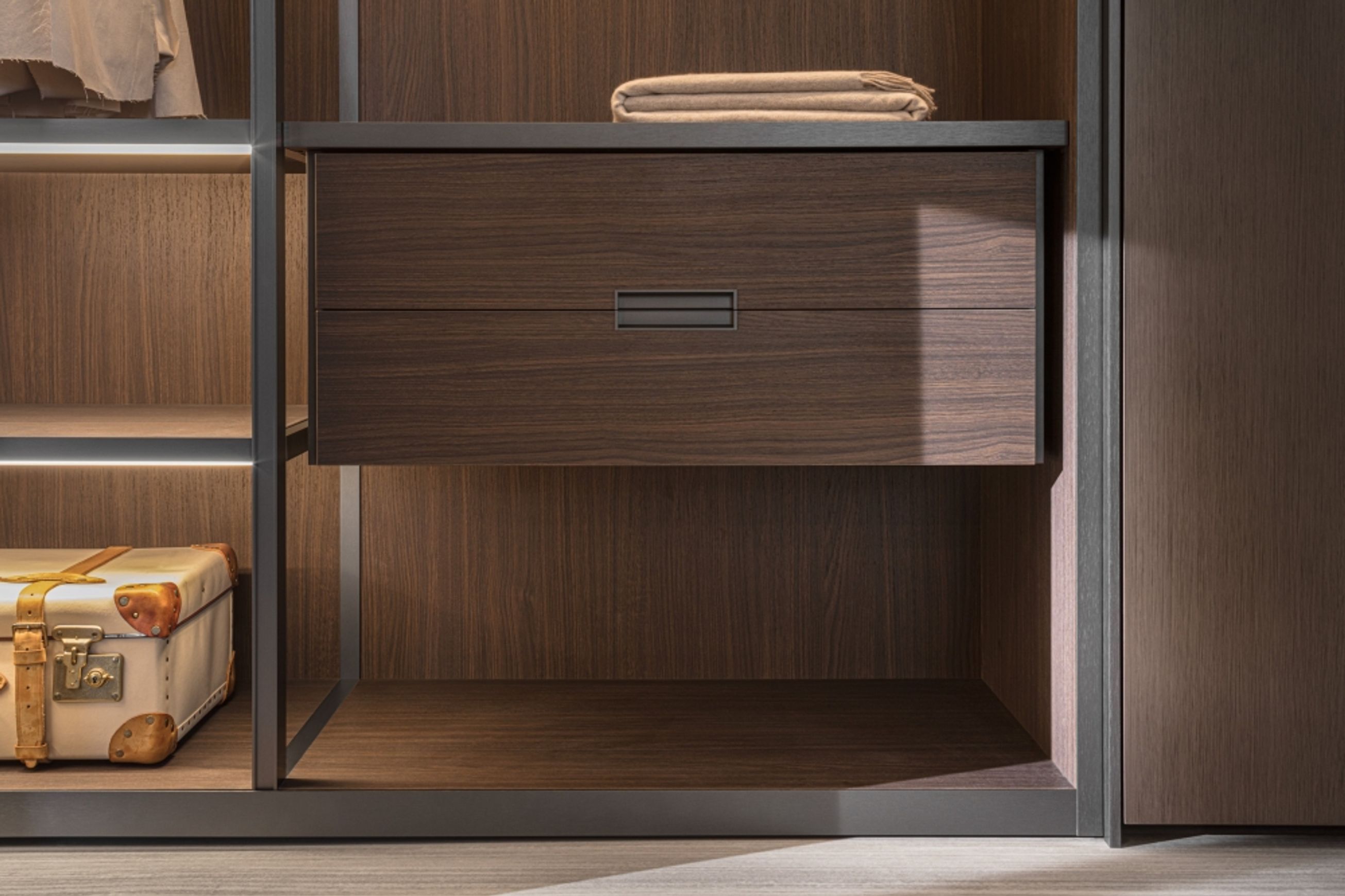 Gliss Master Wardrobe System by Molteni&C