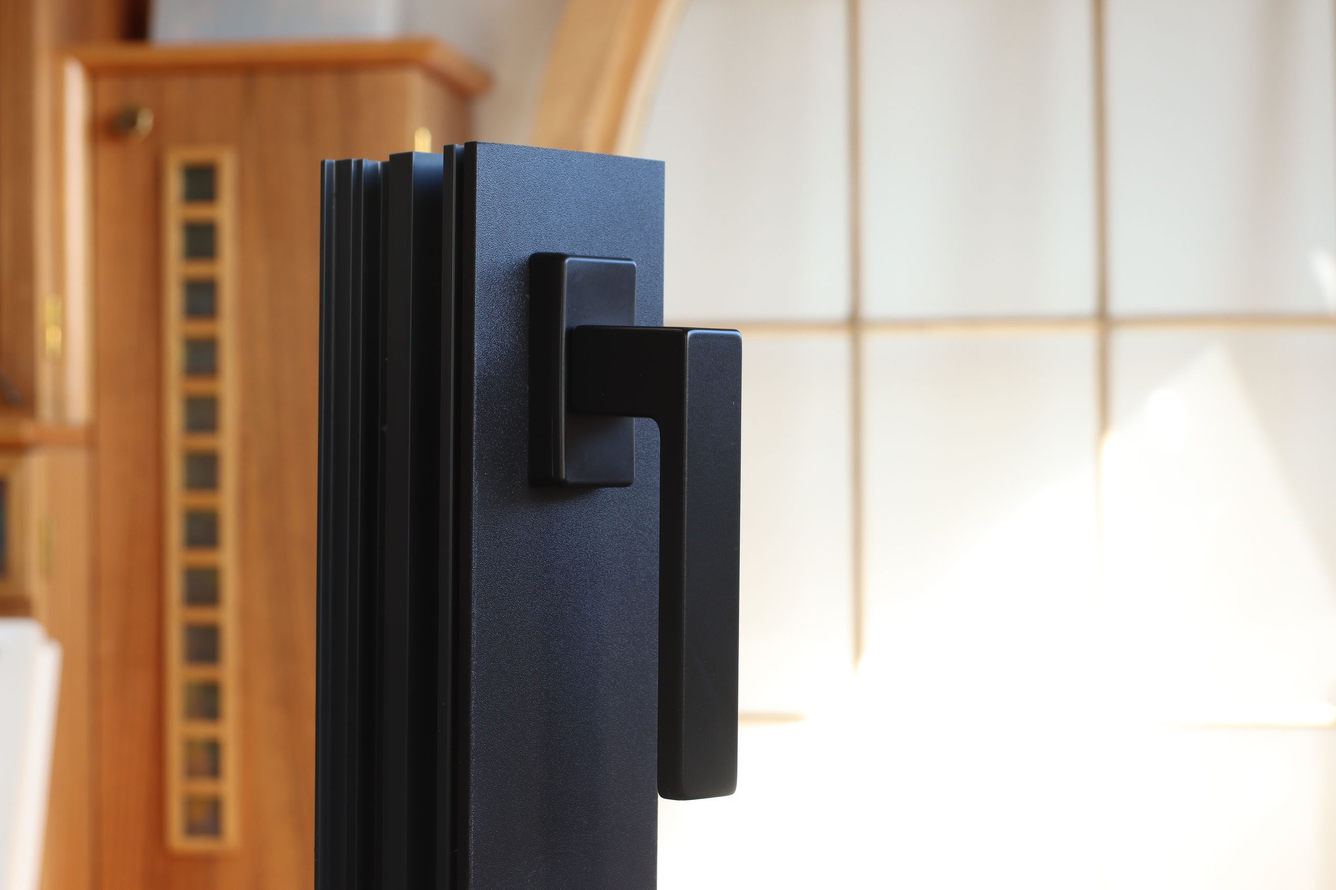 Hanover 1033 Tilt and Turn Window Handle
