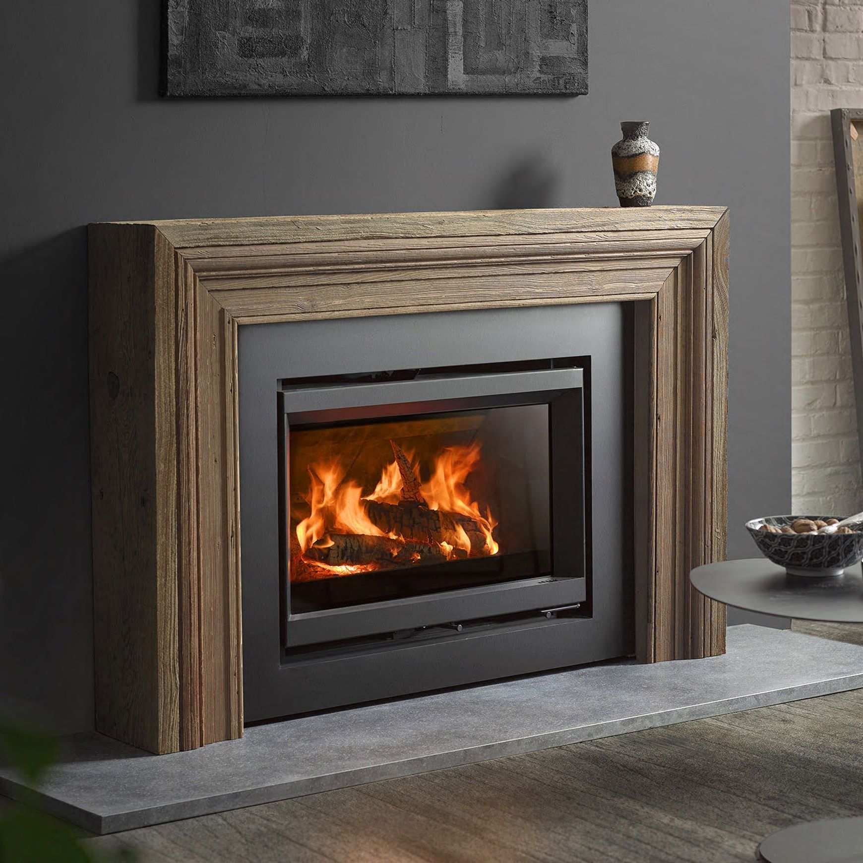 STUV 6 - 86-60 - Fireplace