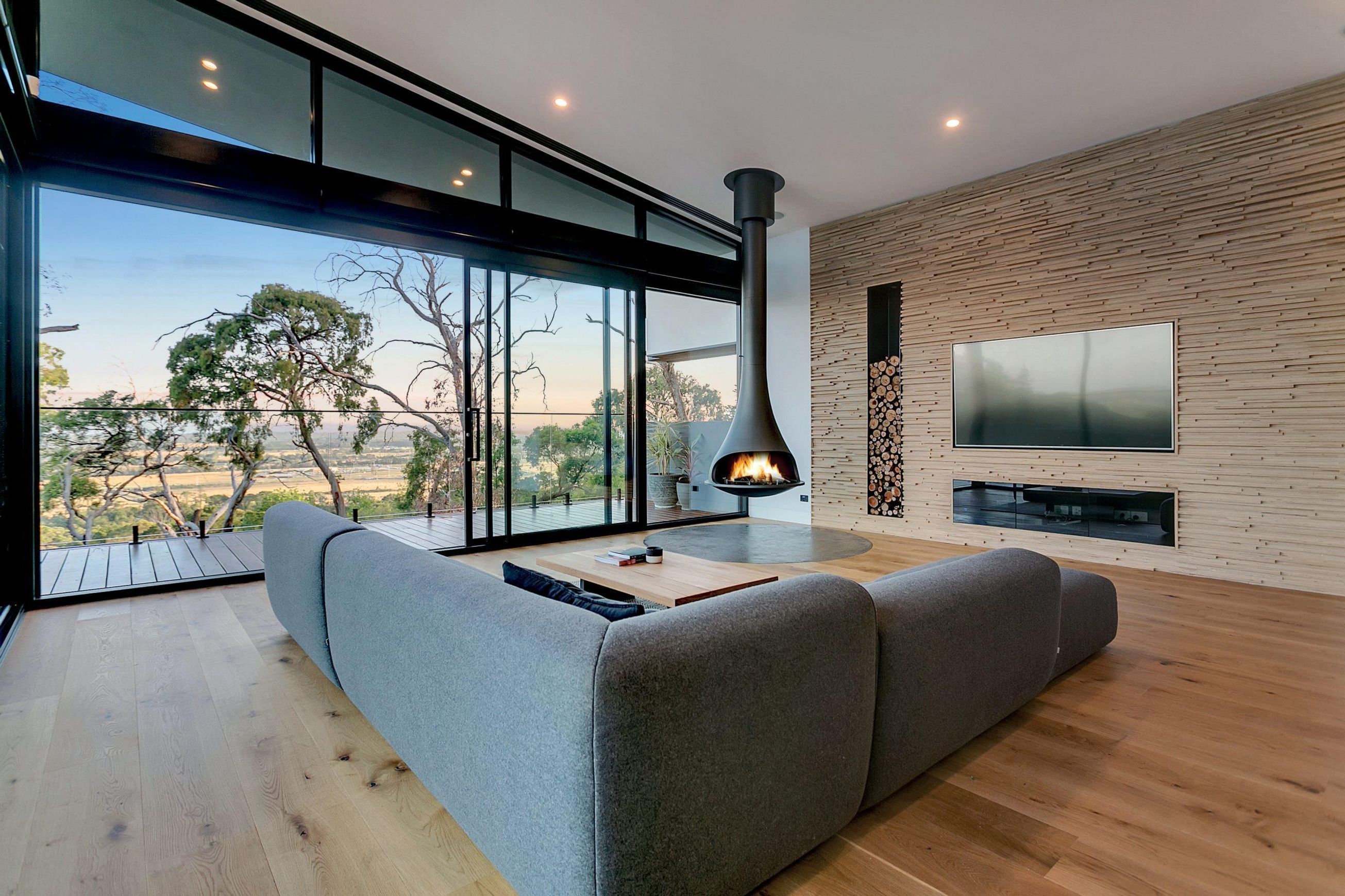 Jc Bordelet Tatianna 997 Suspended Fireplace