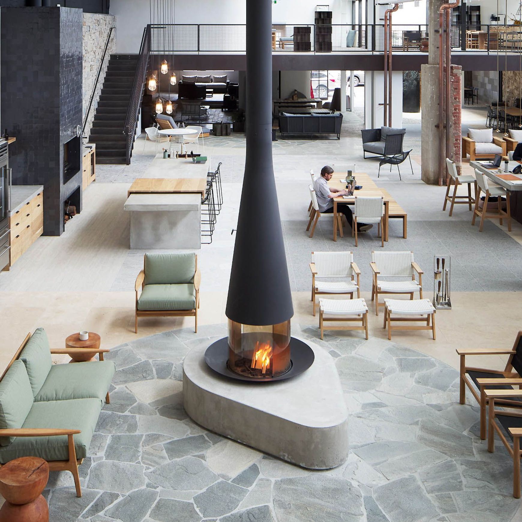 Filiofocus - Suspended Fireplace