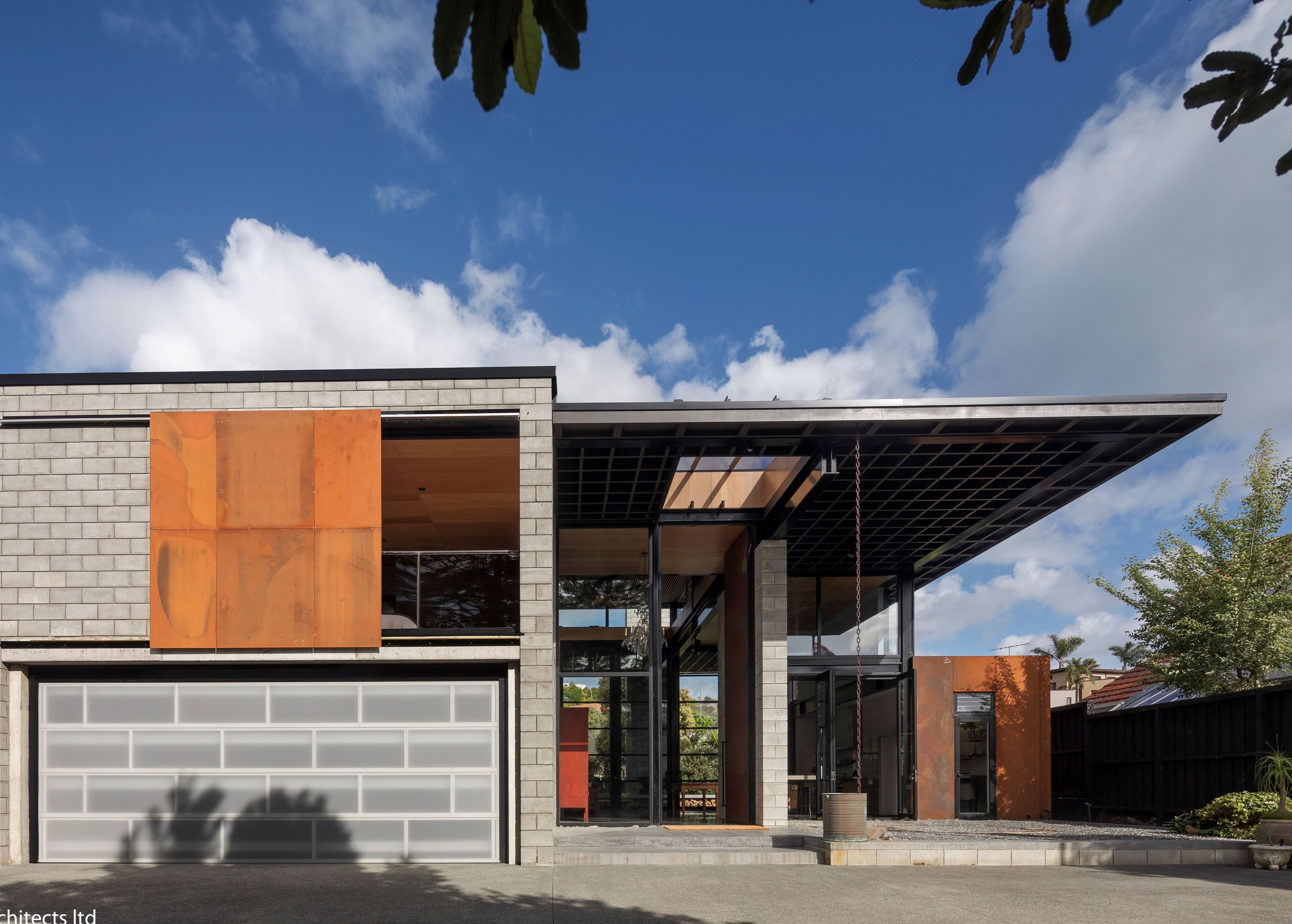 Mercer and Mercer Architects Ltd