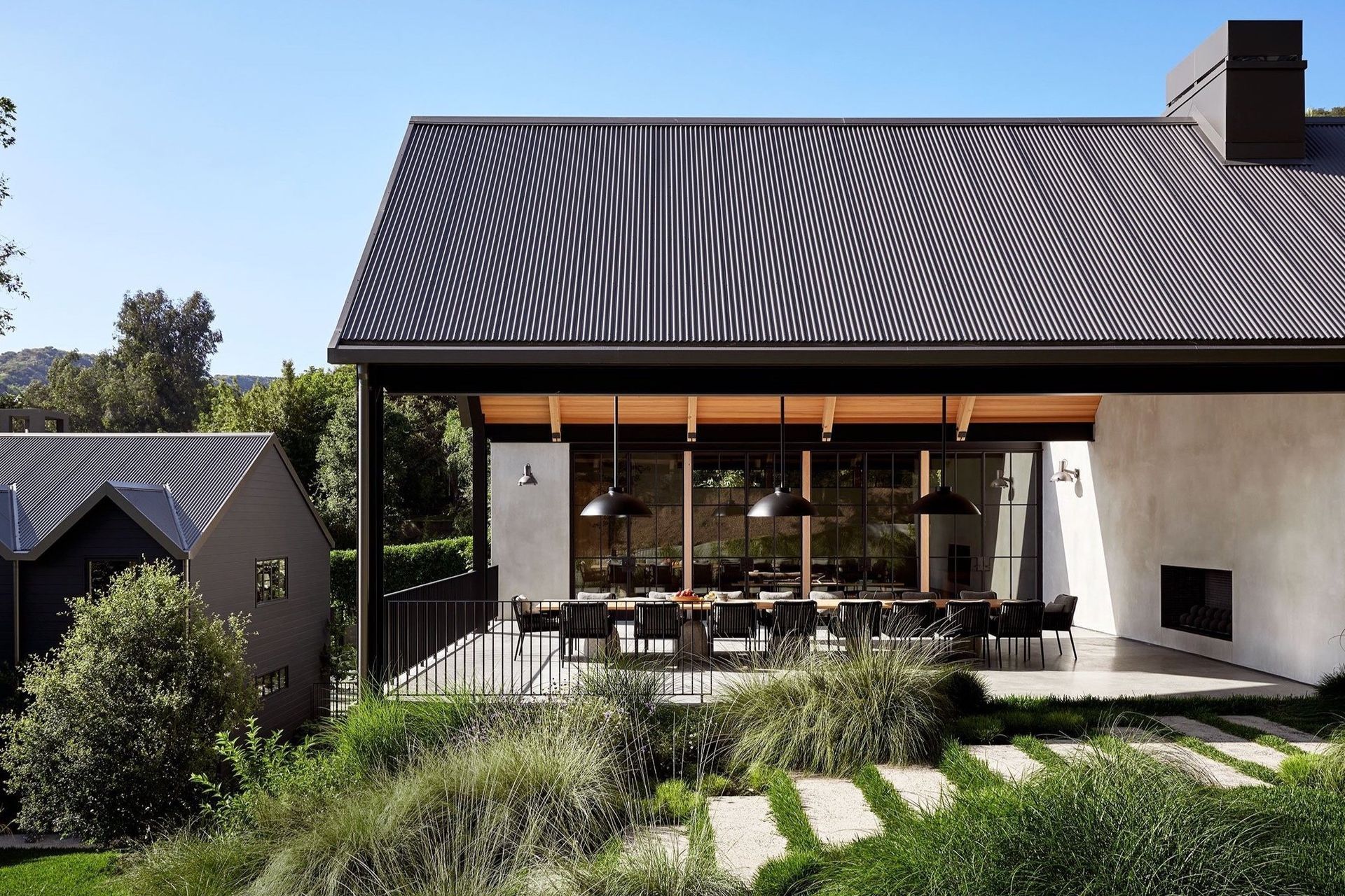 Supporting Image 2 for Standard Architecture | Design