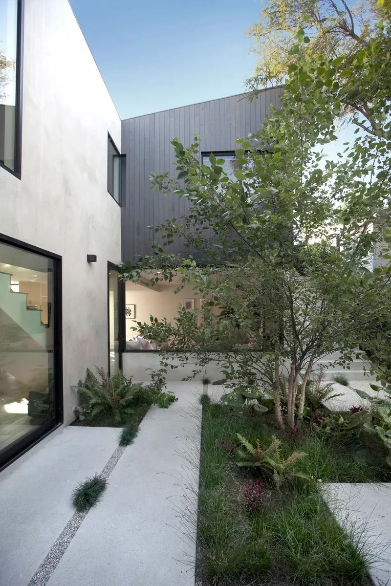 Aaron Neubert Architects