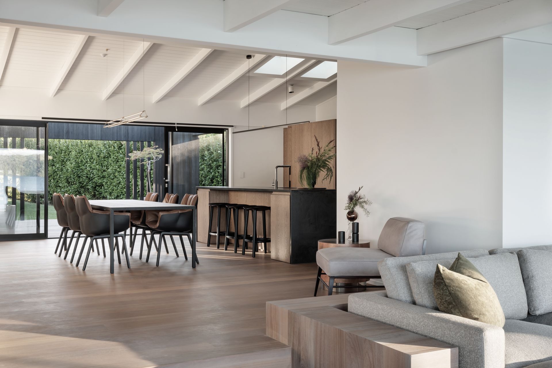 Yvette Jay Interior Design banner