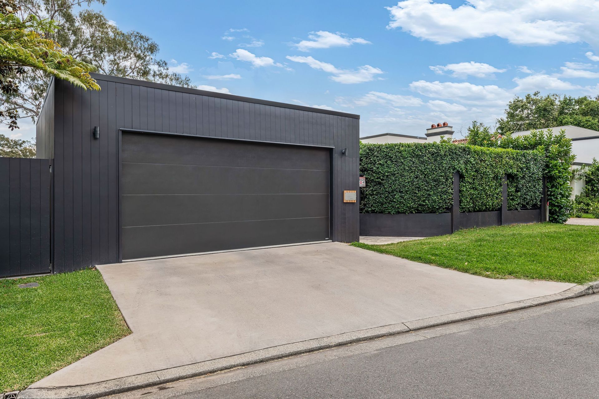 Supporting Image 6 for Gliderol Garage Doors