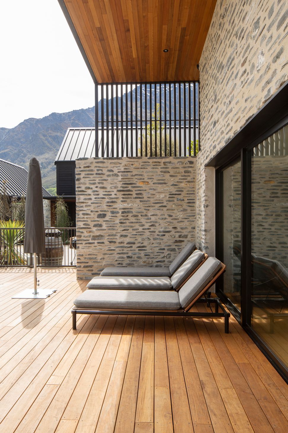 Orford Drive, Jacks Point | Kerr Richie Architects