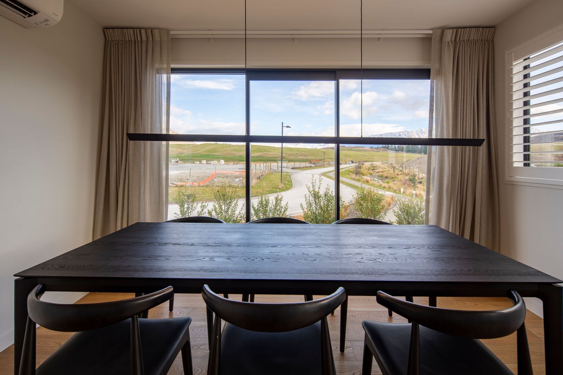 20ChapmanWayJacksPoint027.jpg