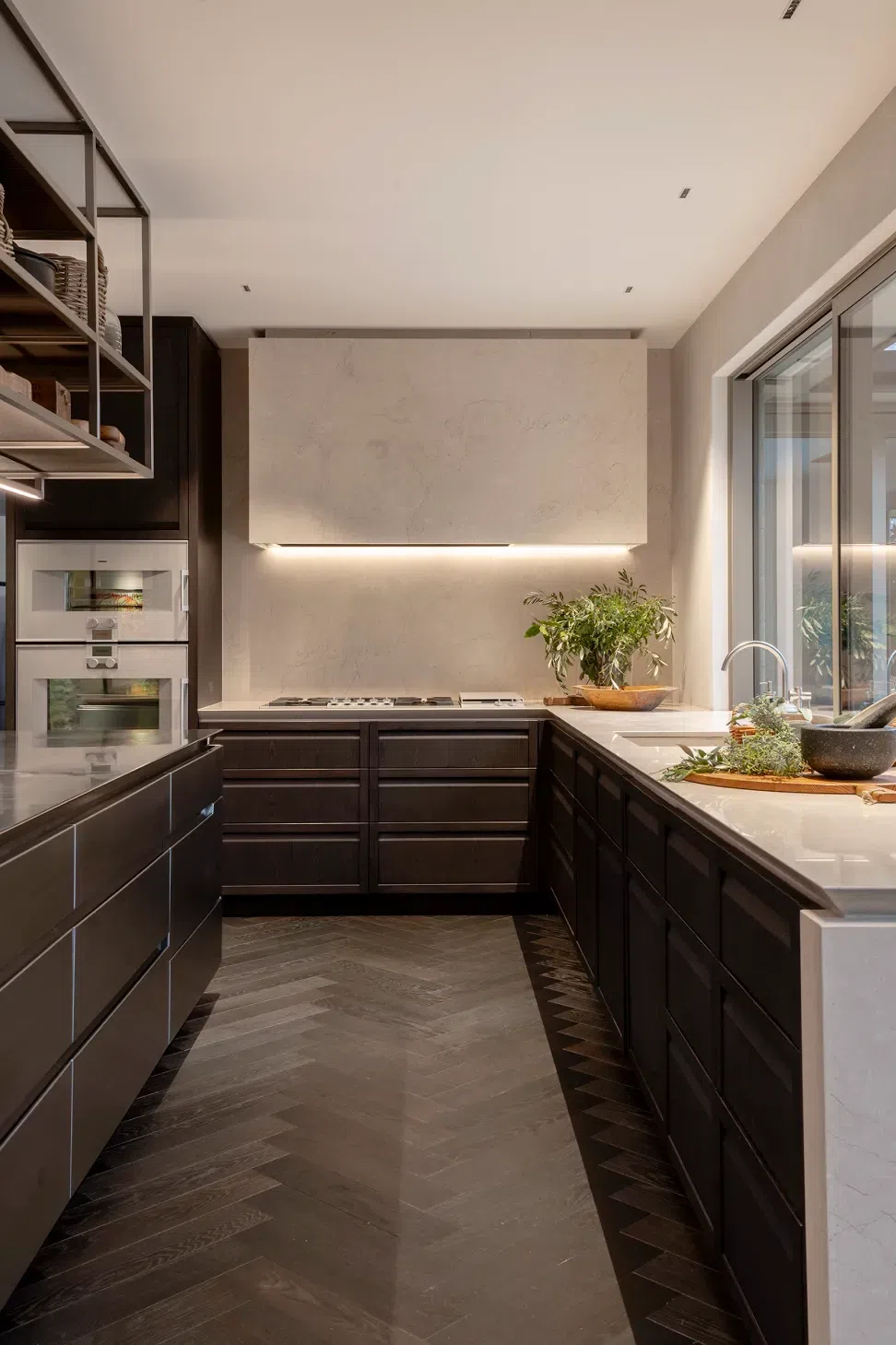 691a981f5f58000c0bc5b976Alpine-Residence-26.webp