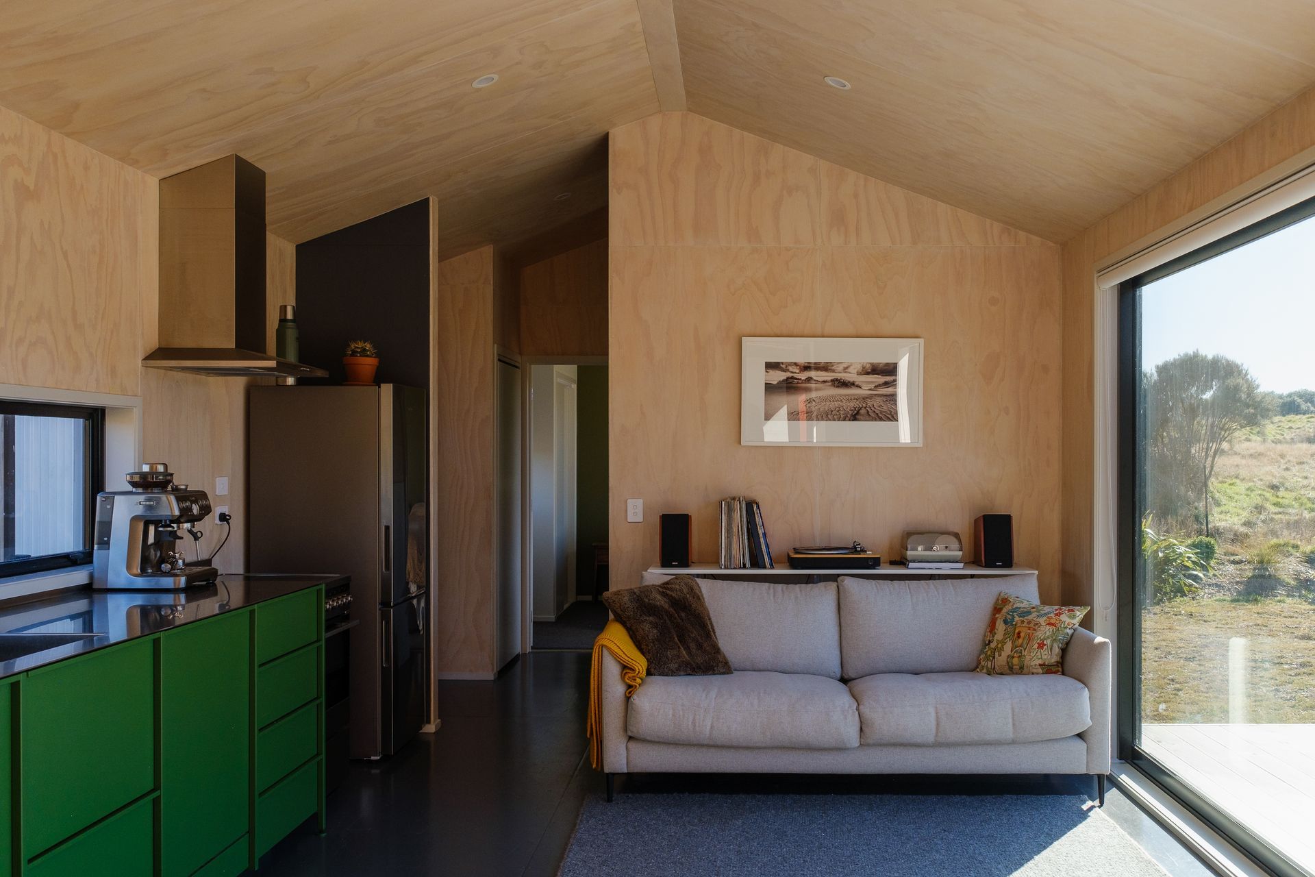 ArkheRed-Ruapehu-HutSmall-House-14.jpg