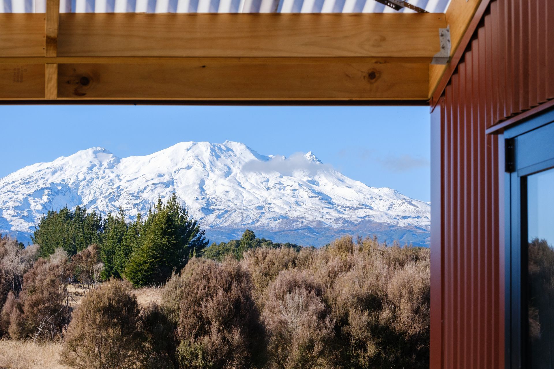 ArkheRed-Ruapehu-HutSmall-House-21-v2.jpg