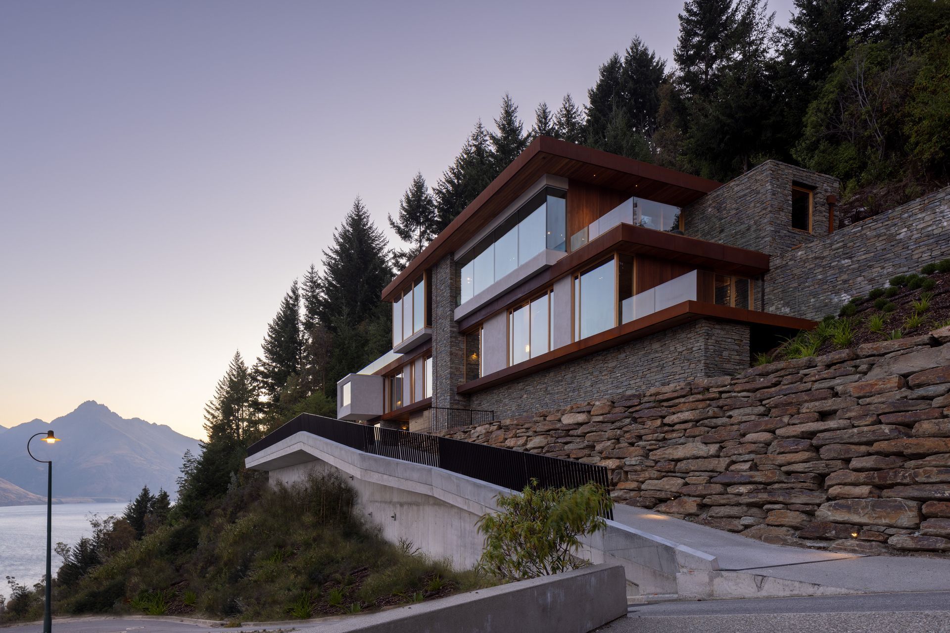 RockSolidHouseSimonDevitt1-v3.jpg