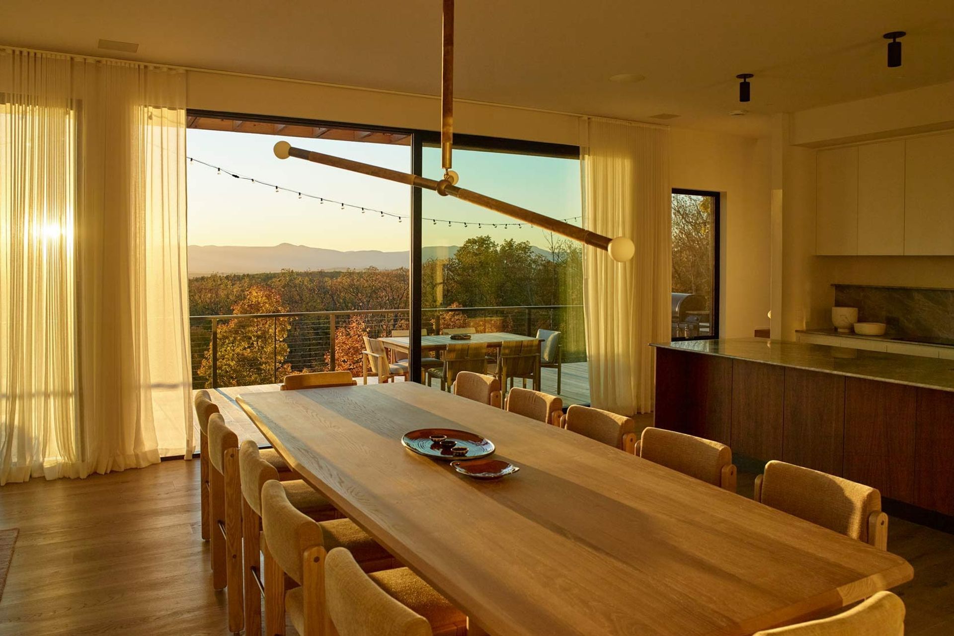imgi23soft-neutral-interiors-in-hudson-valley-modern-home-dining-room.jpg