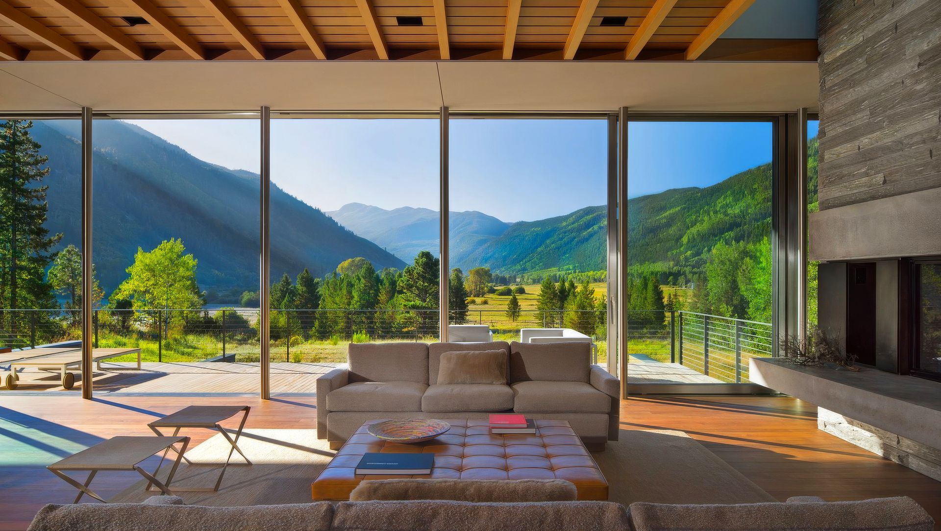 Independence Pass Residence banner