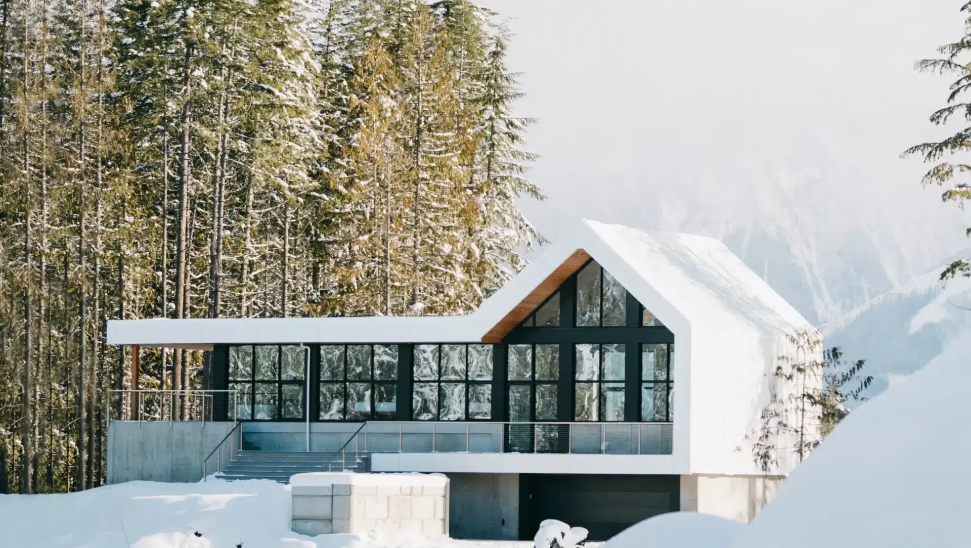 Shelter Bay Getaway banner