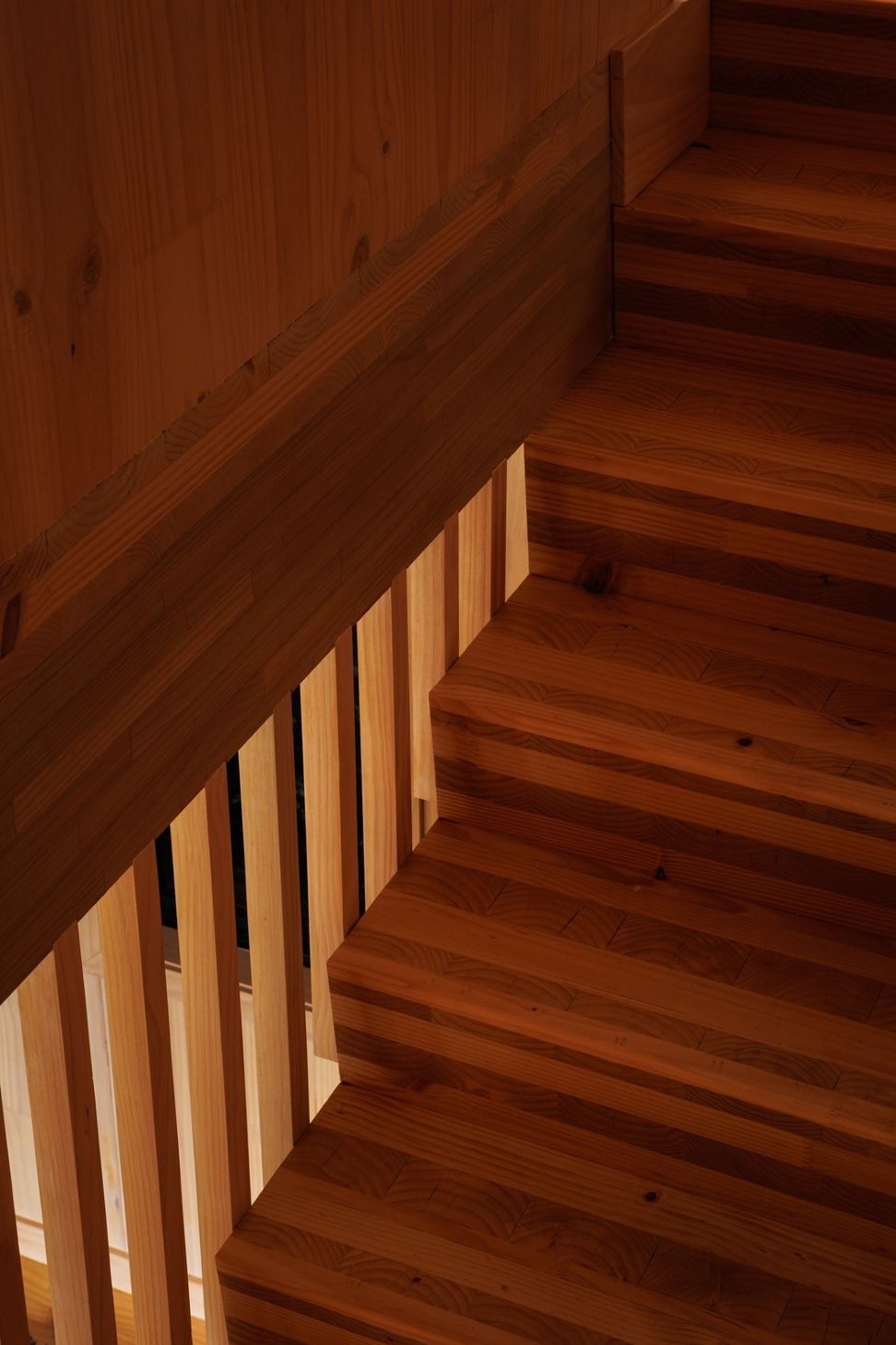 tata-beach-house-04-timber-stair-detail.jpg