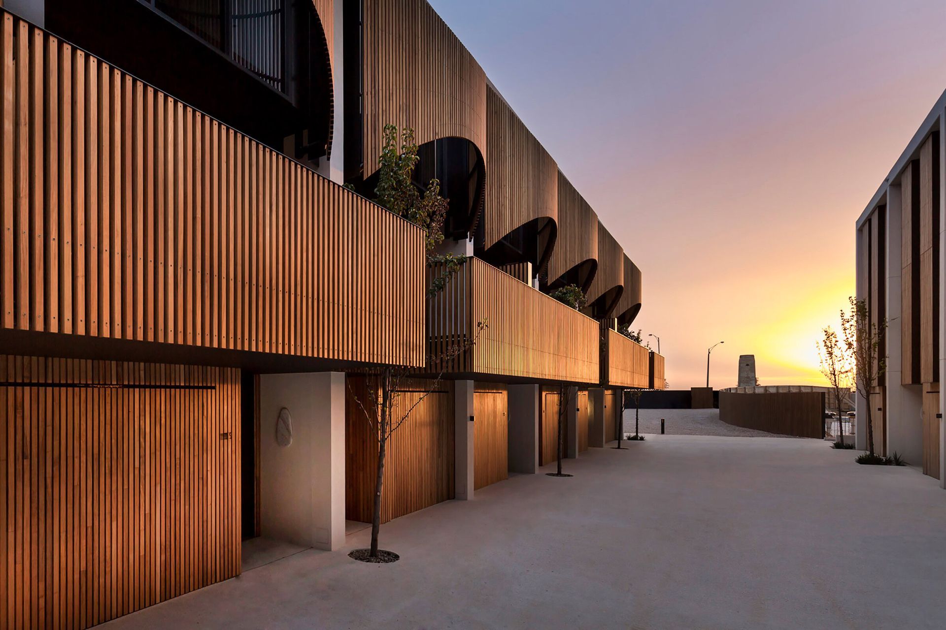 010EsplanadeBrightonWoodMarshArchitectureLyntonCrabb-2400x1599.jpg