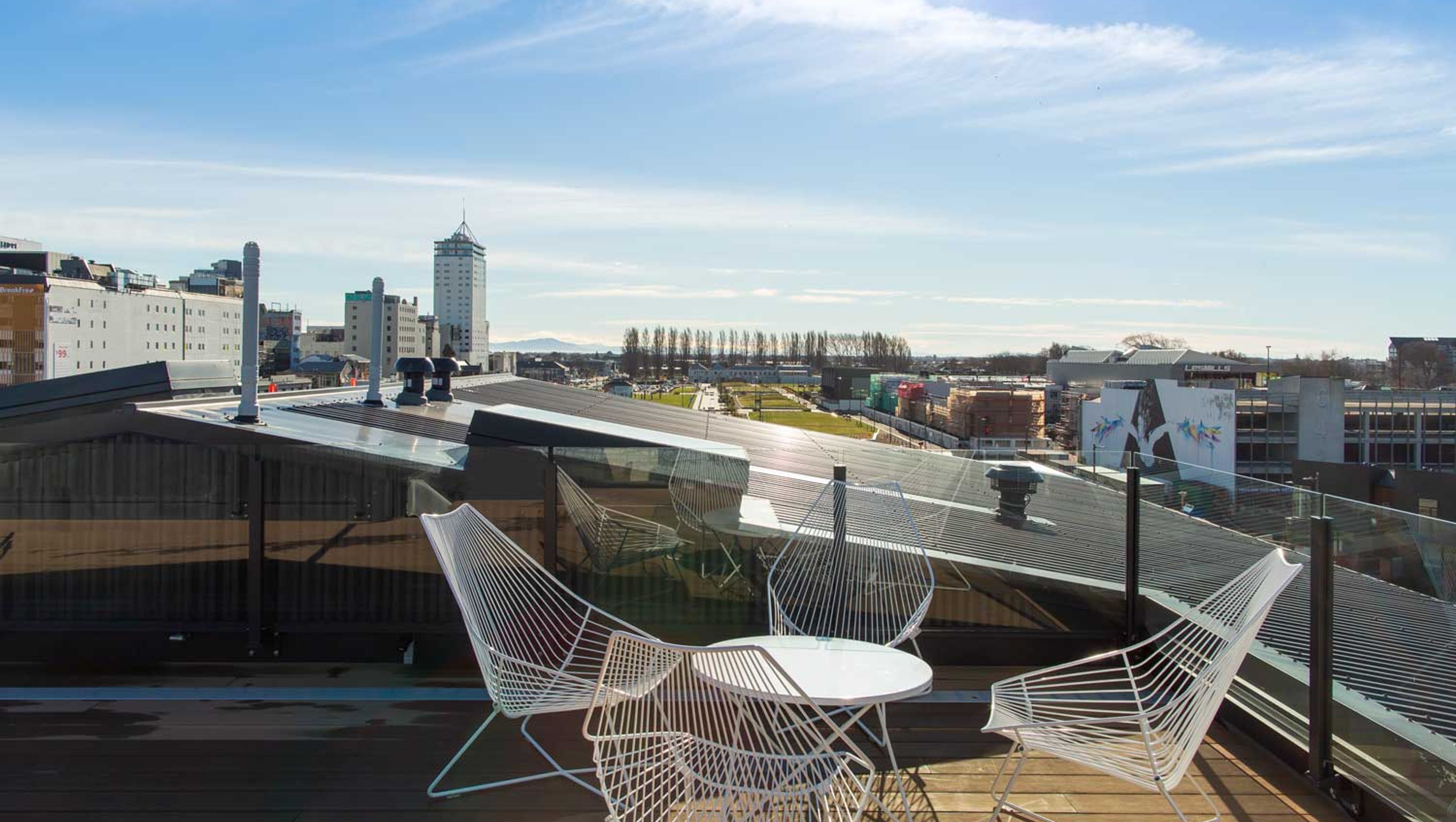 Lichfield St Offices & Apt