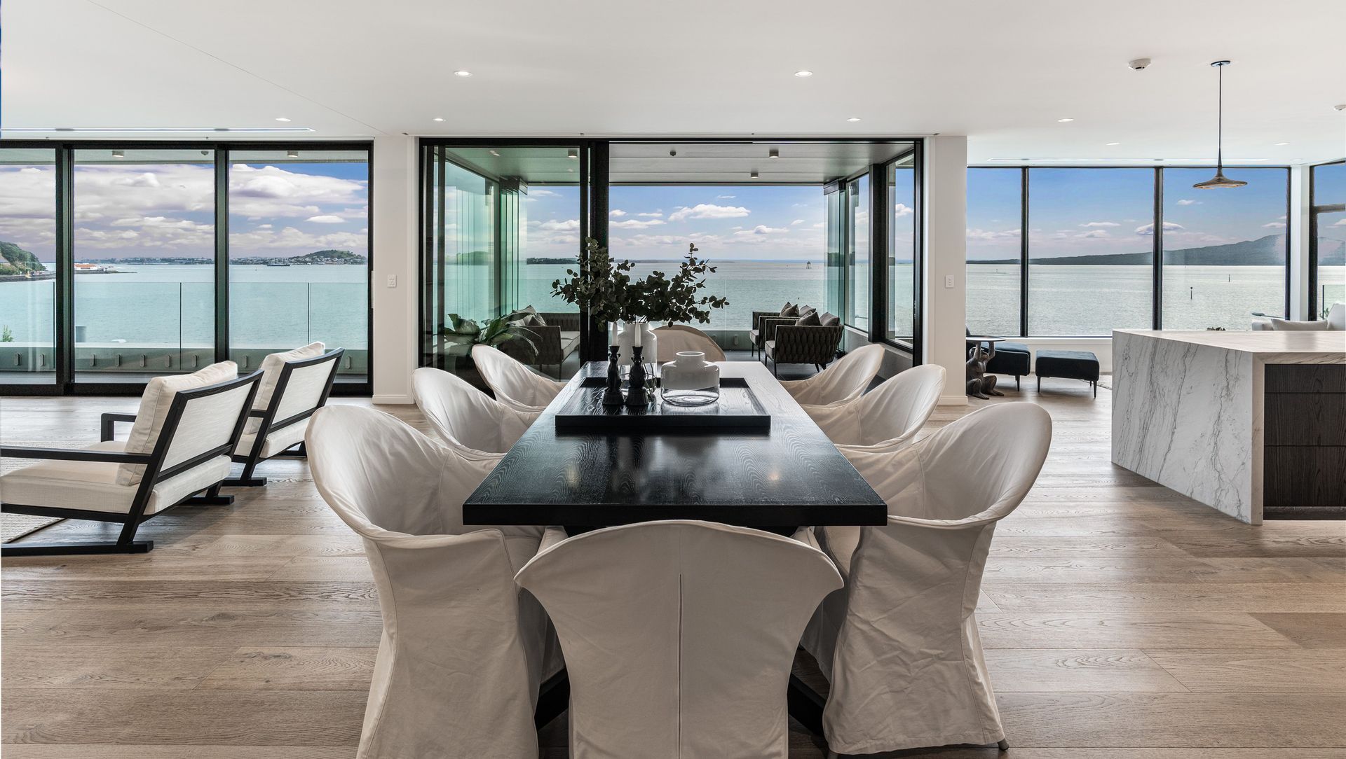 Mission Bay Clifftop Apartments banner