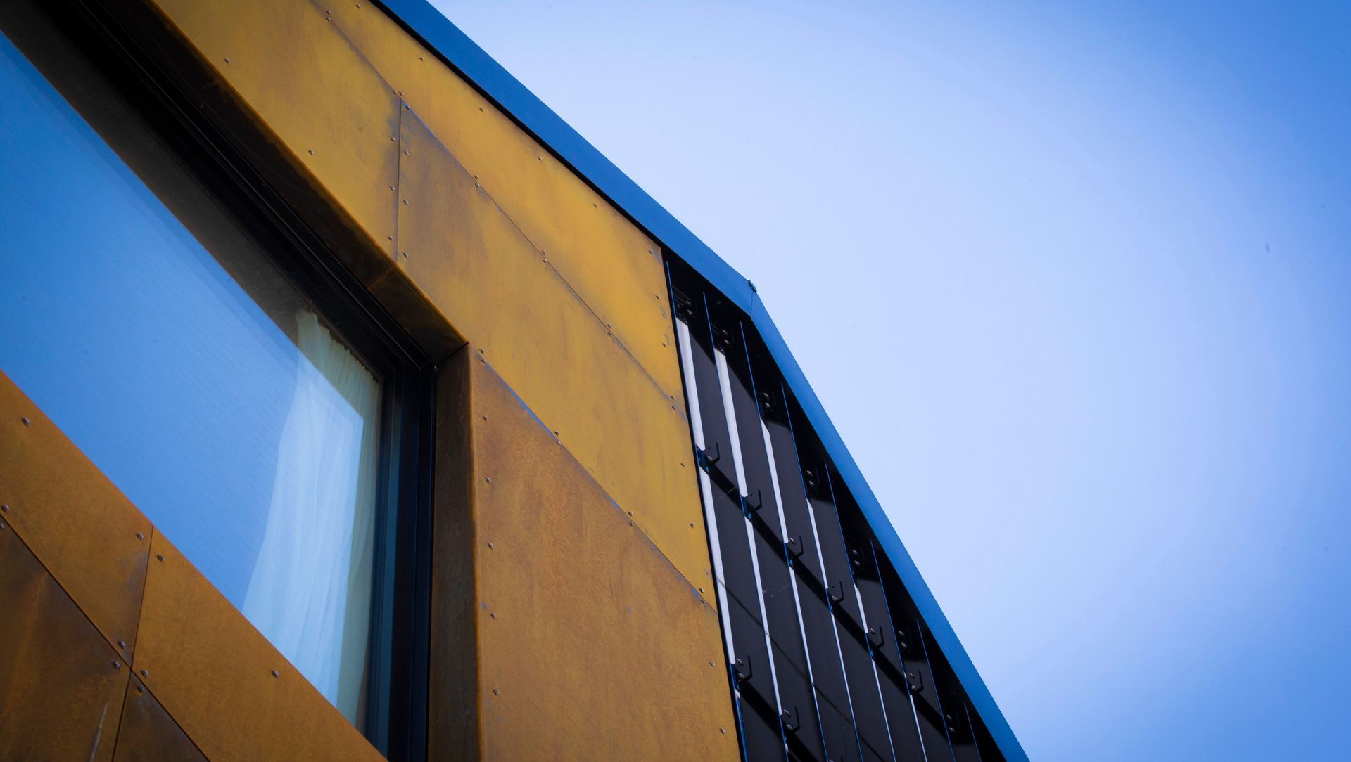 Apartment 41 banner