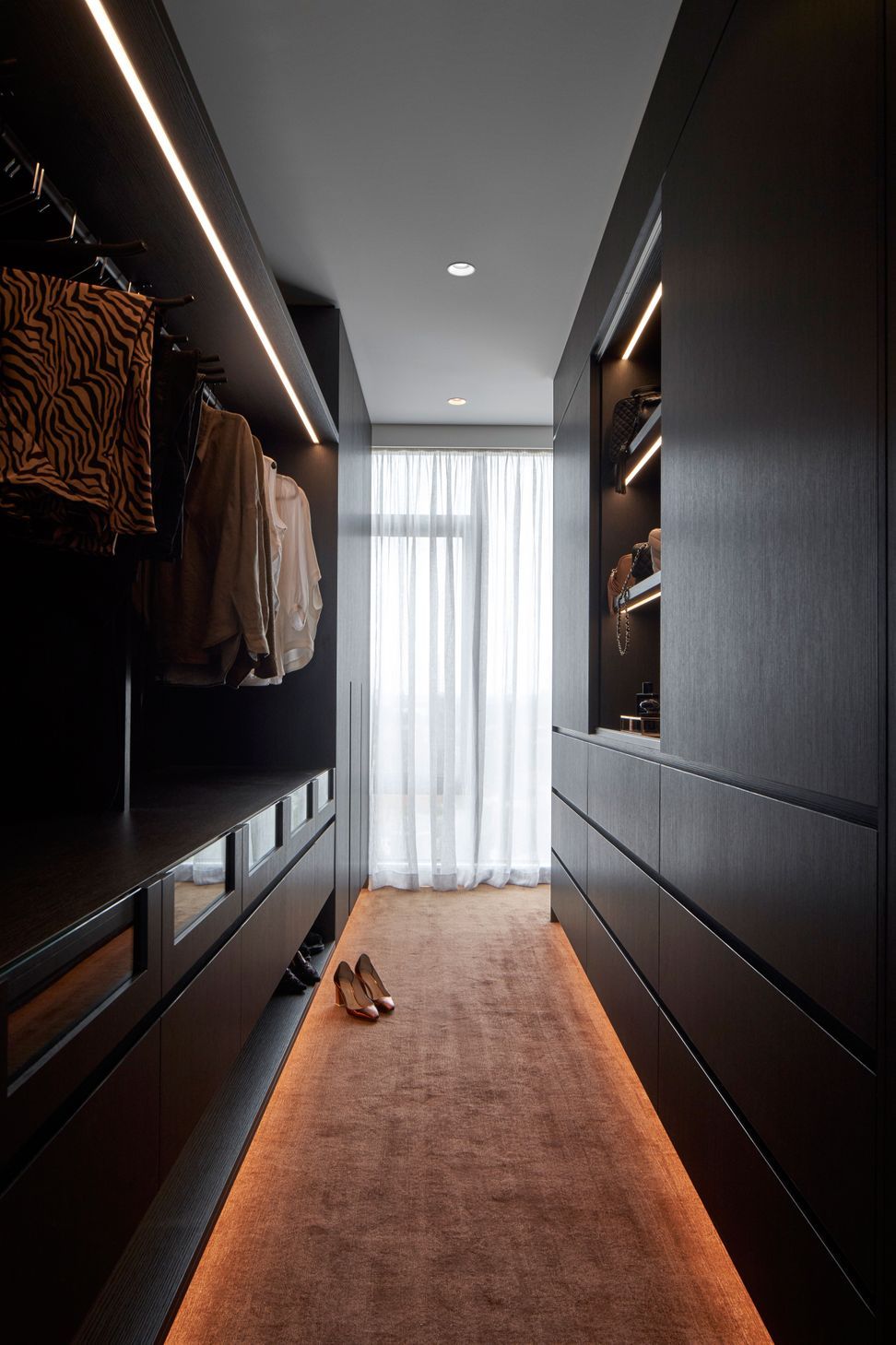 Beach Street Apartment
