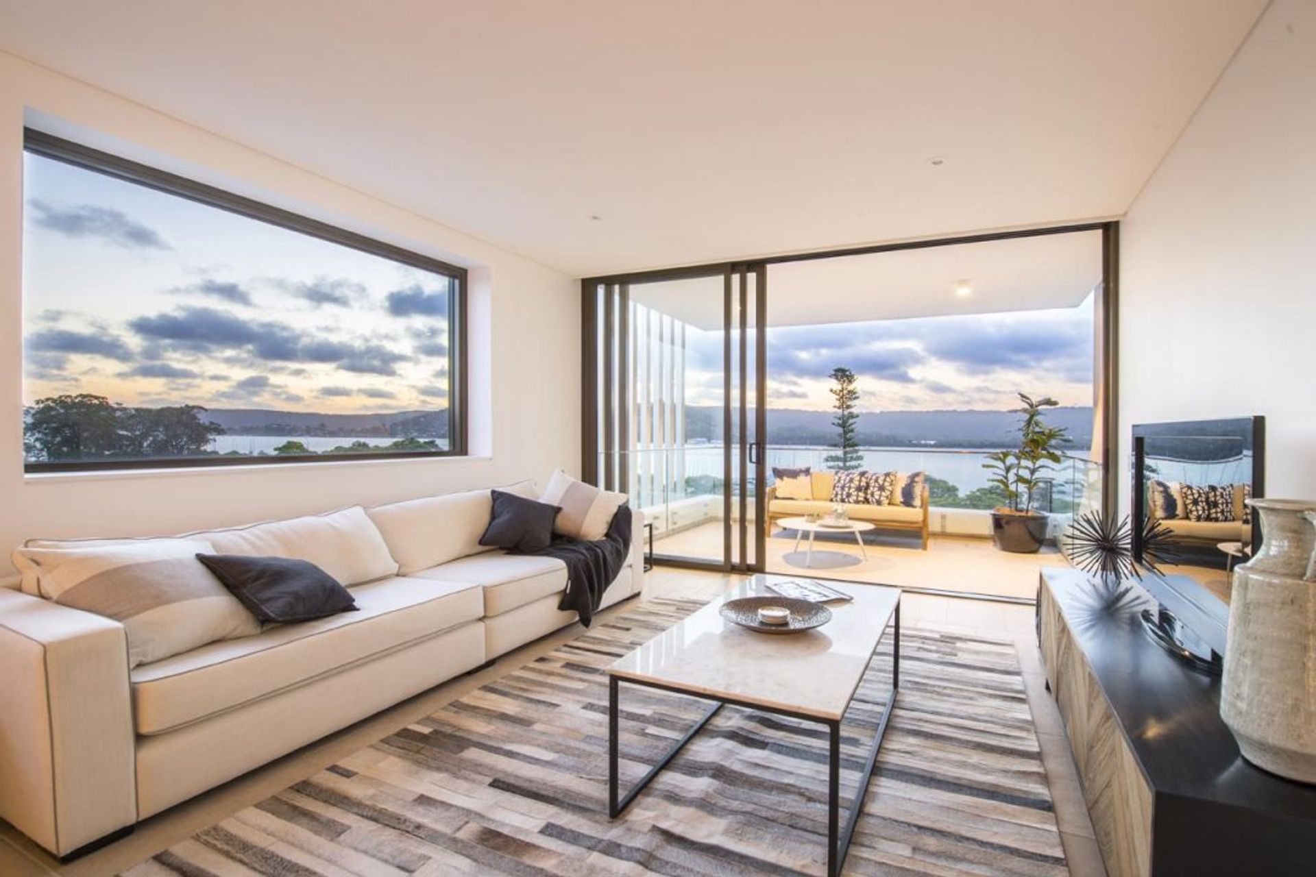 Capri Apartments
