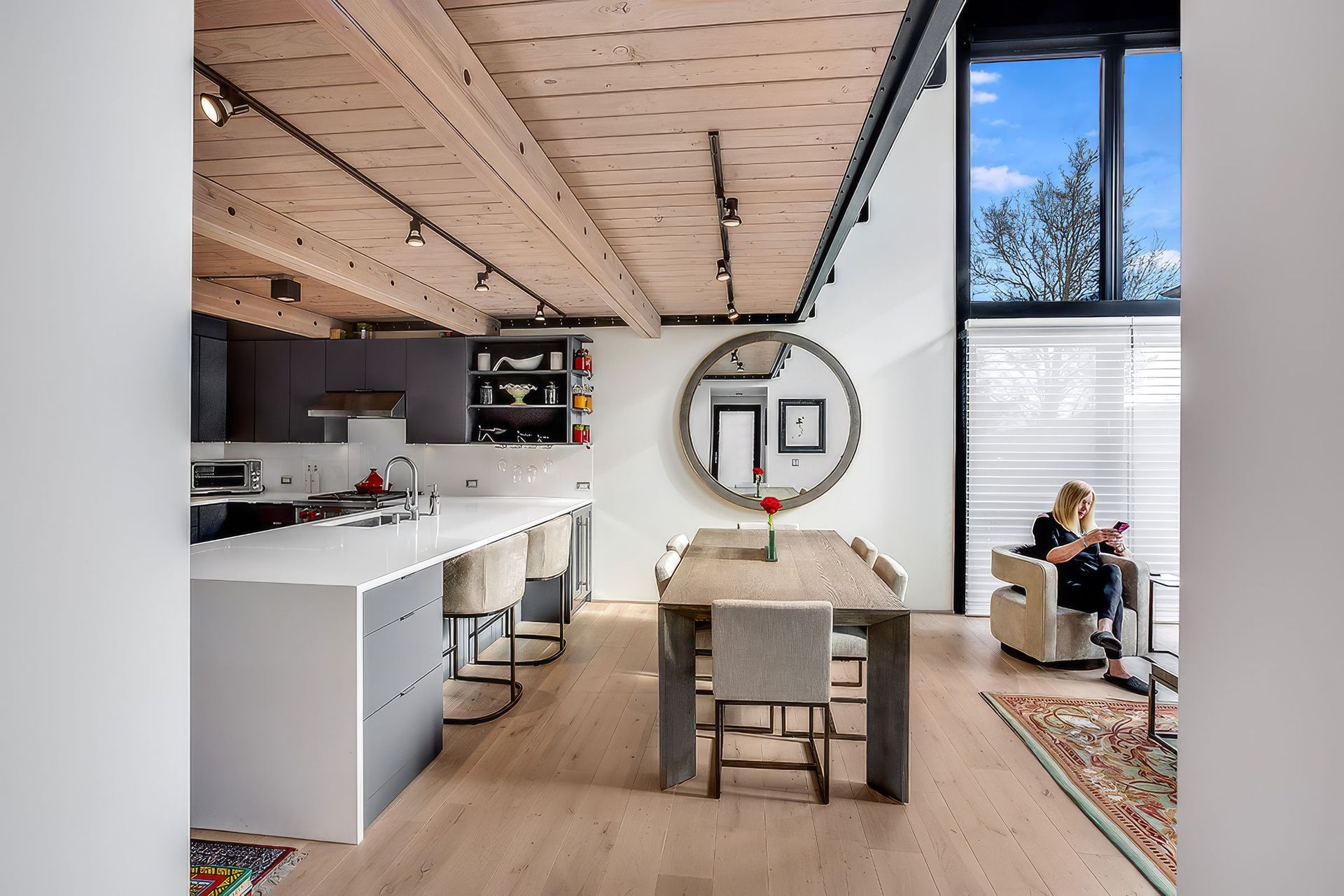Lee-Street-LoftsJA-MultifamilyPhoto-by-Greg-Whitedining-kitchen-upscaled-by-Replicate.jpg