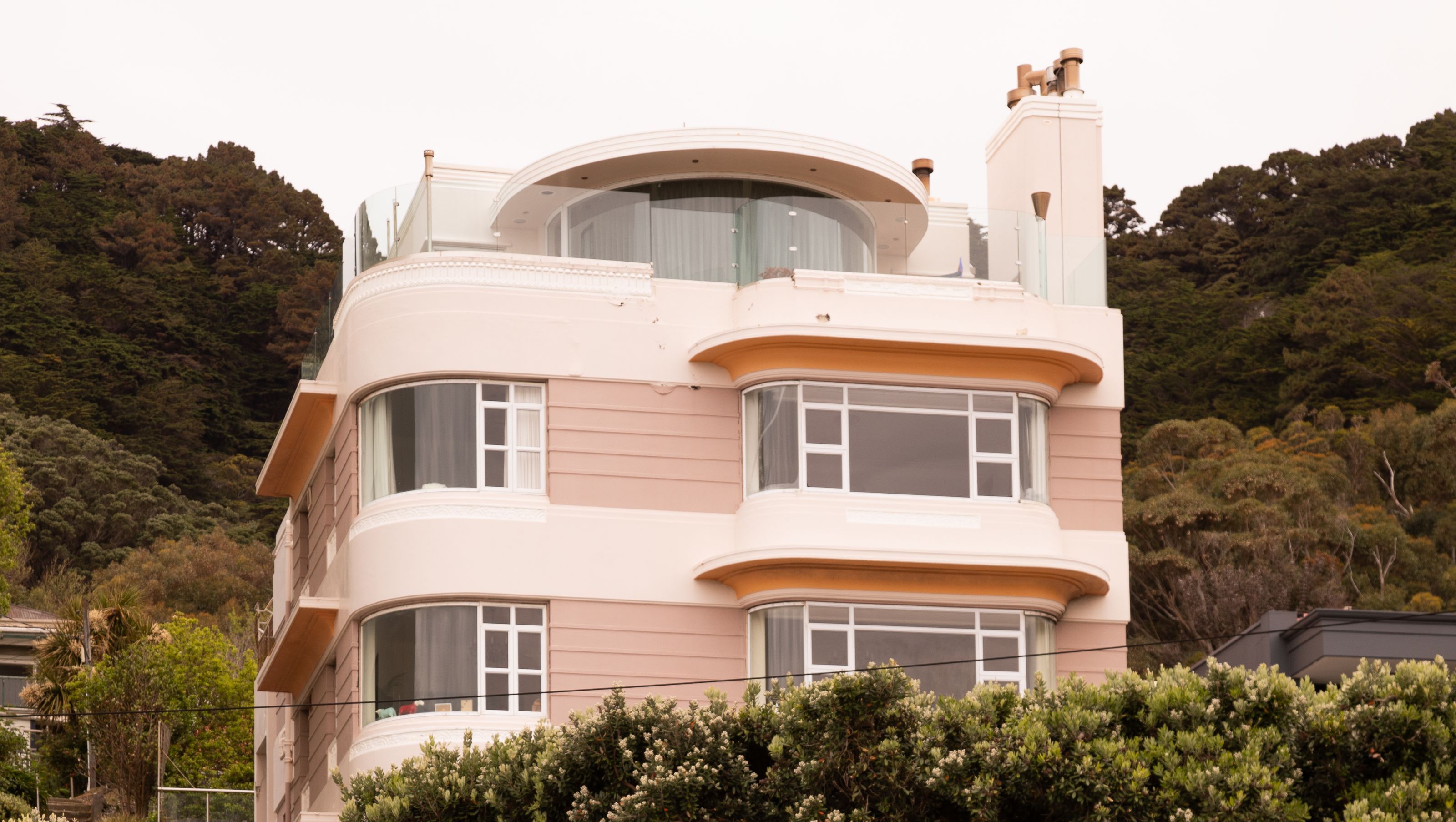 Oriental Parade Apts