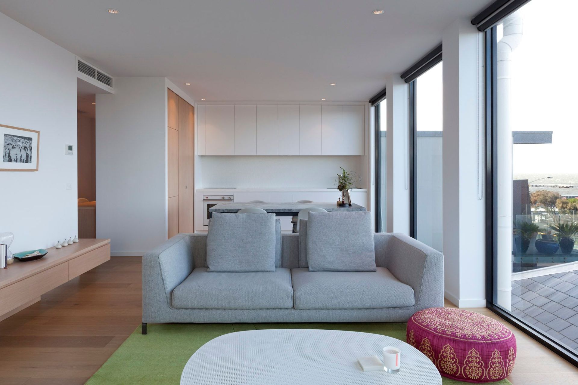 PORT-MELBOURNE-APARTMENT04.jpg