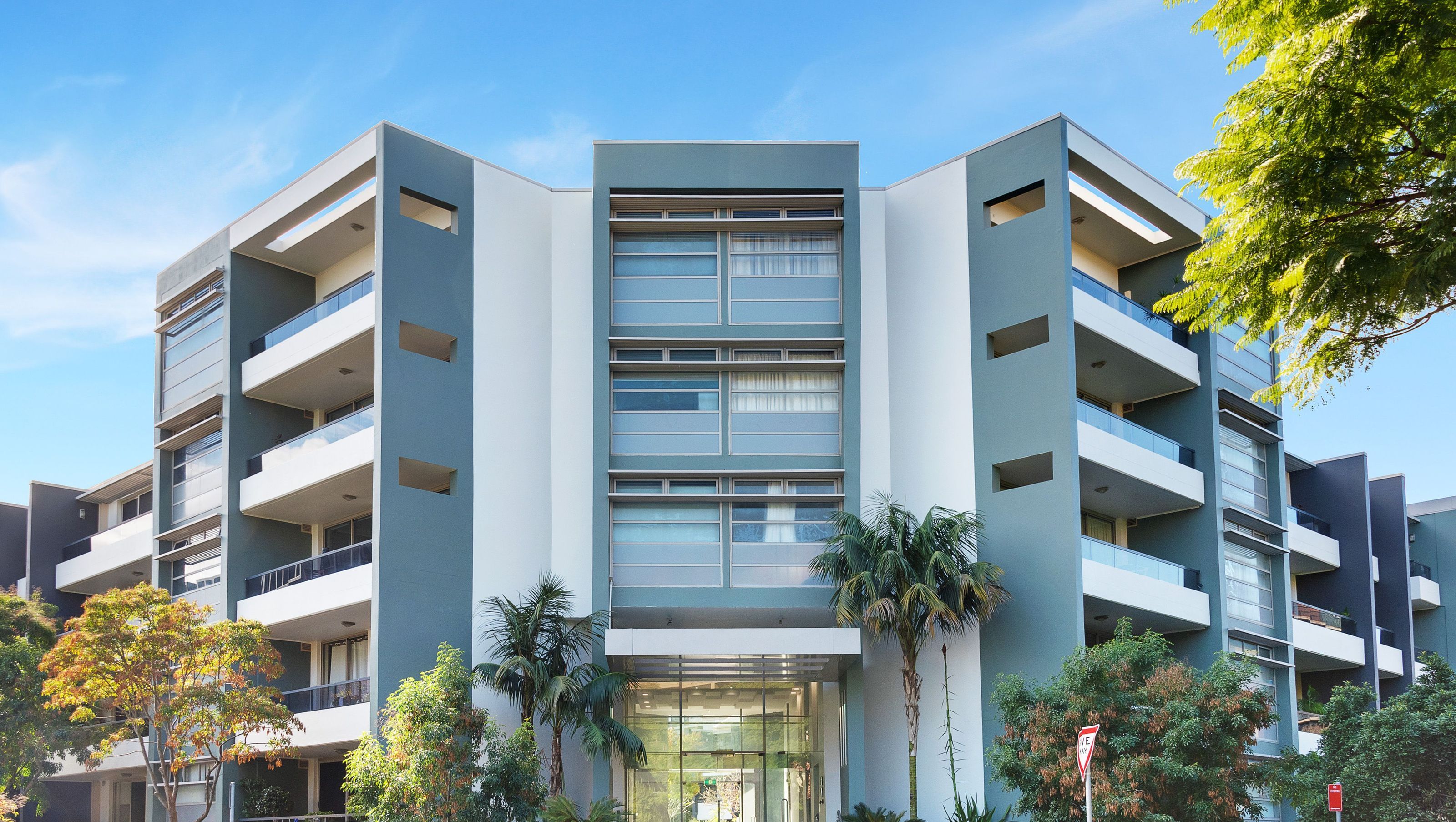Glo Apartments