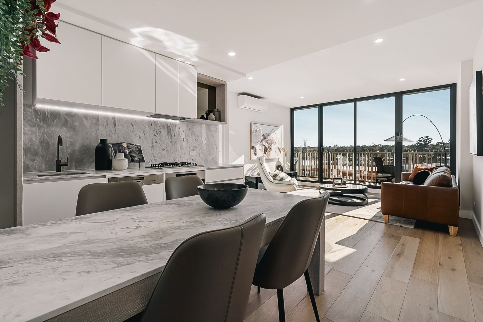 Toorak-Rd-5-of-5.jpg