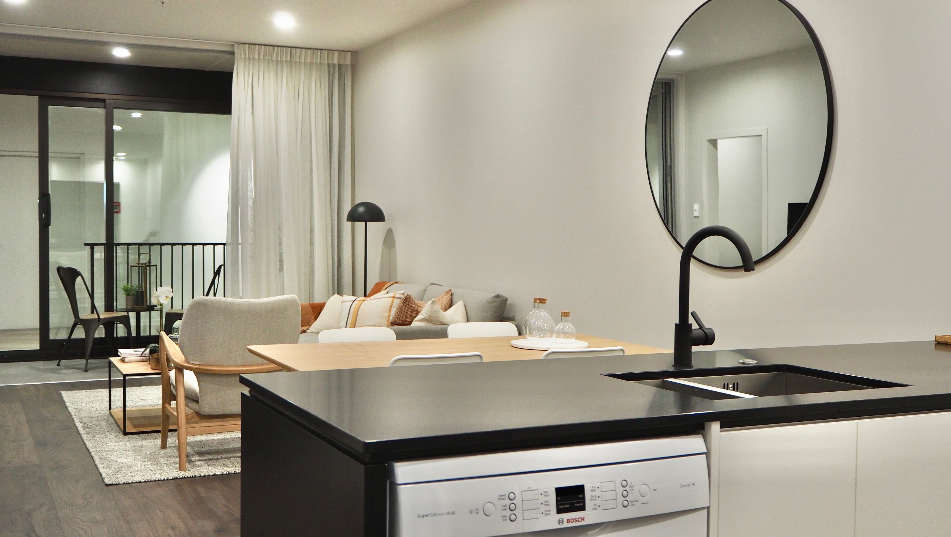 Risland Albany Suite