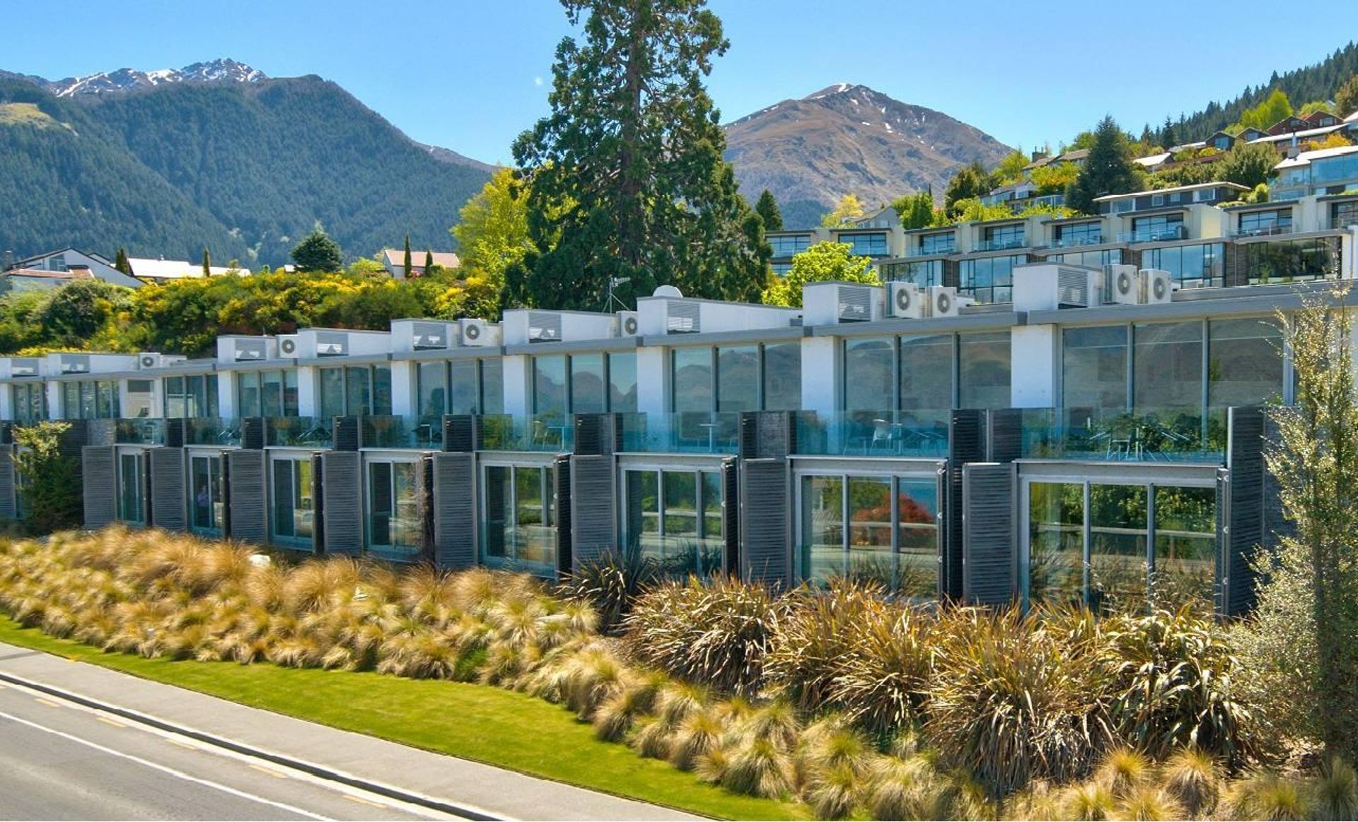 Pounamu Apartments