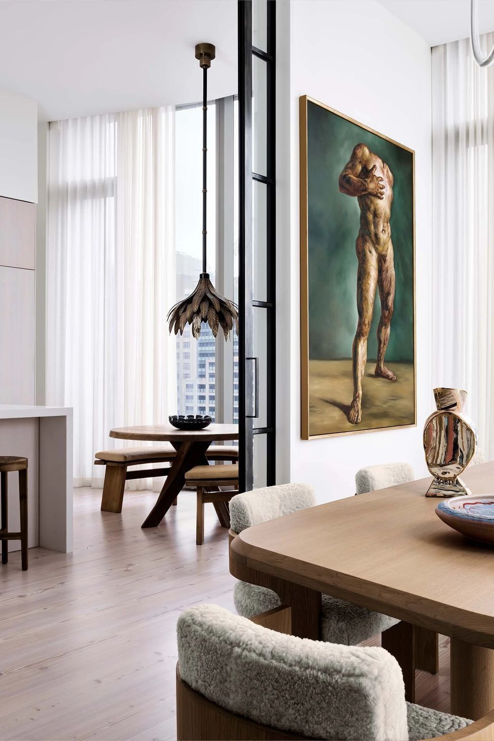 hudson-river-penthouse-dining-room-curved-glazing-oscar-niemeyer-inspired-ap-compressed.jpg