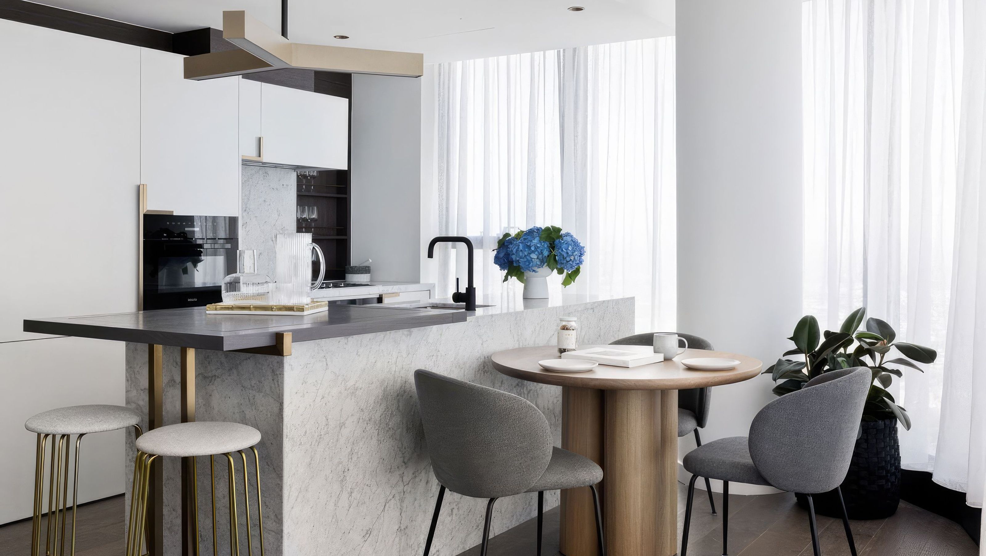 Queens Place Apartment