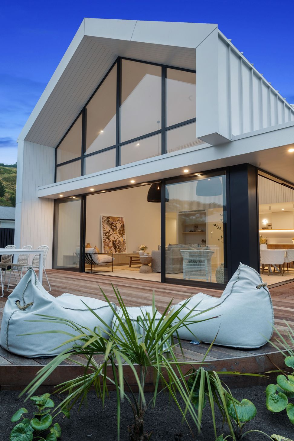003Open2viewID551562-ColensoSt36Sumner.jpg