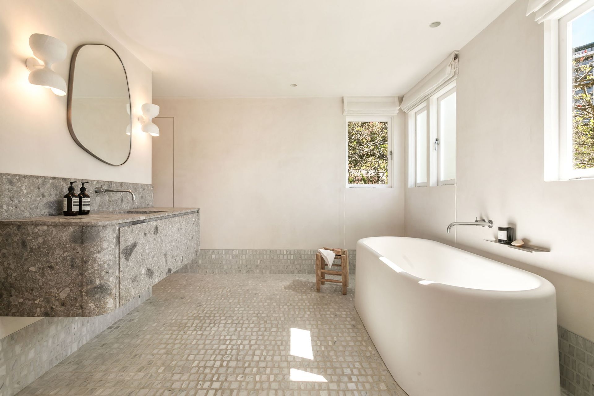 24-Wolaroi-Cres-Tamarama02.jpg