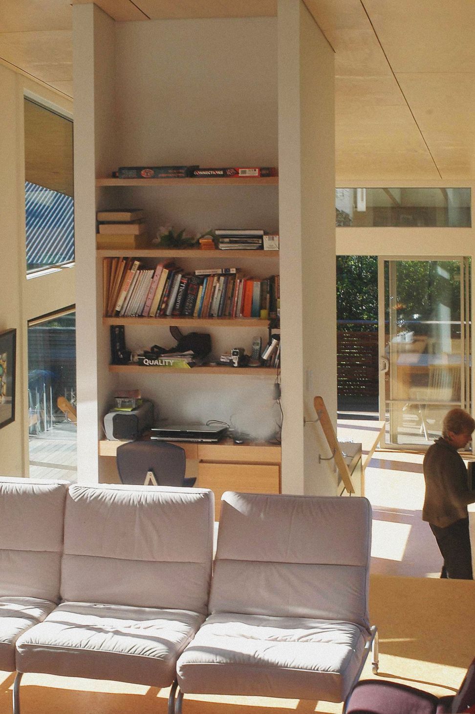 3-living-to-kitchen01.jpg