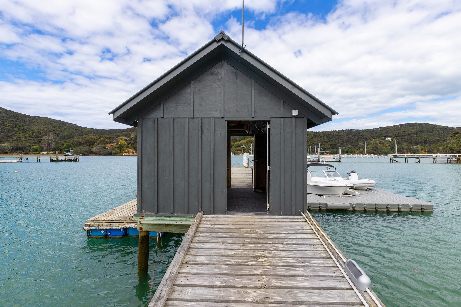 Island Lodge