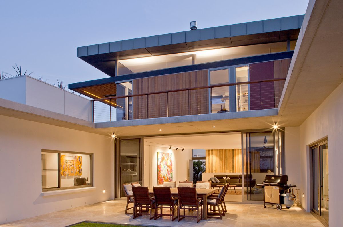 Whale Beach House